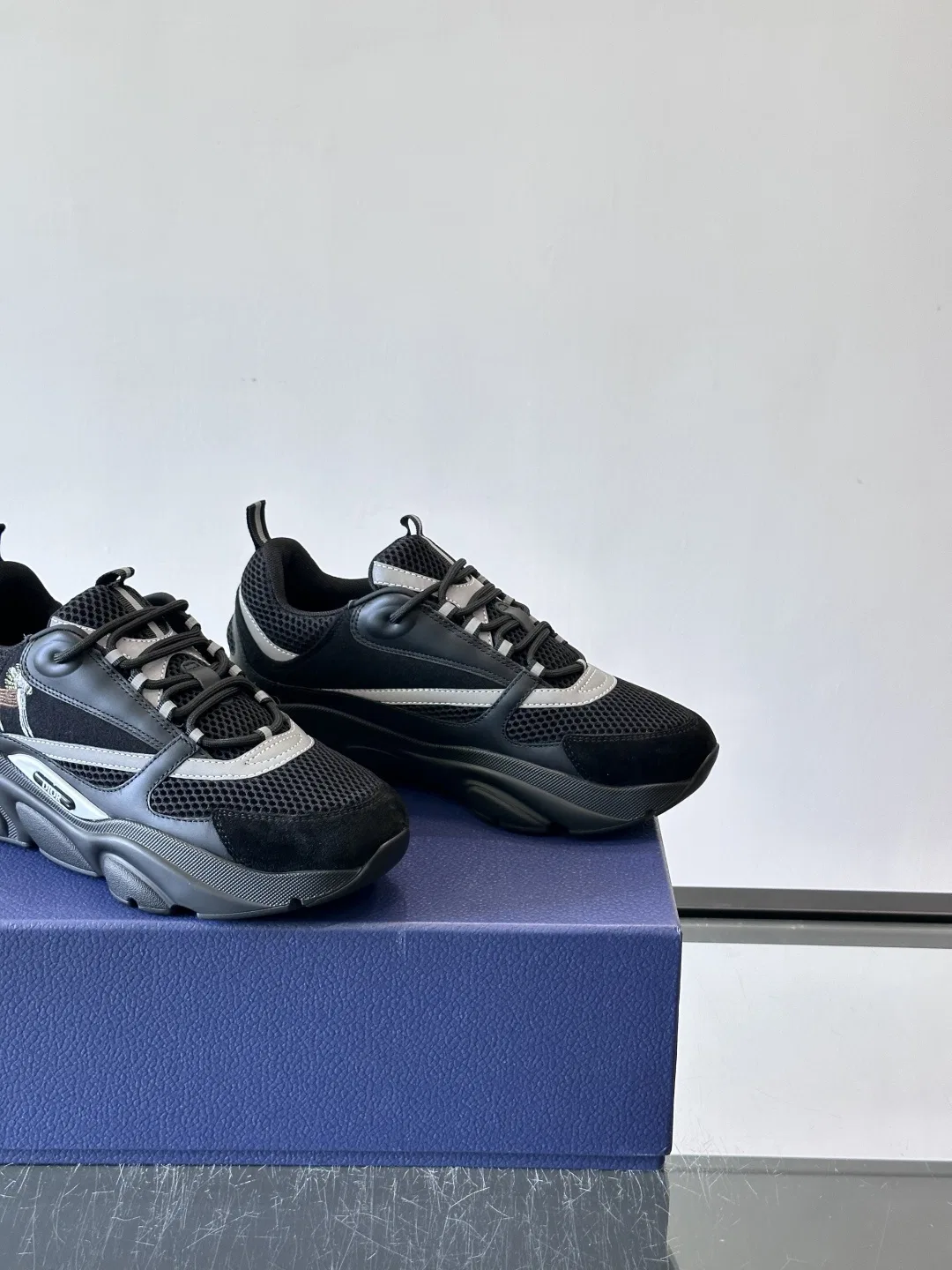 DIO 27FW OUNYZGO 020 스니커즈 7