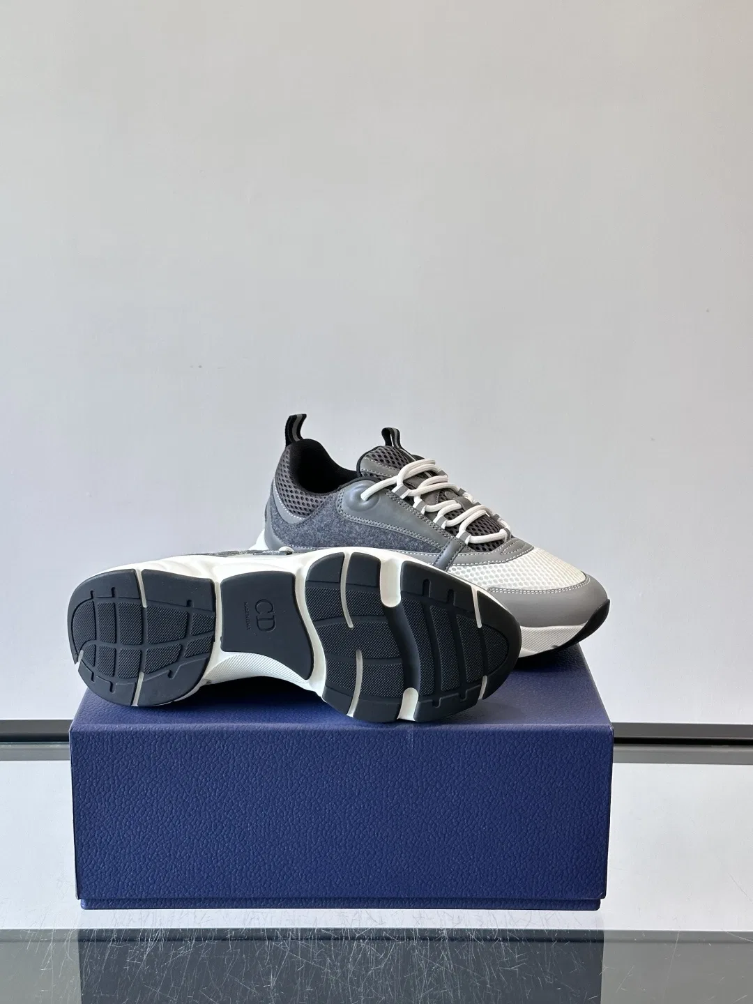 DIO 27FW OUNYZGO 020 스니커즈 18