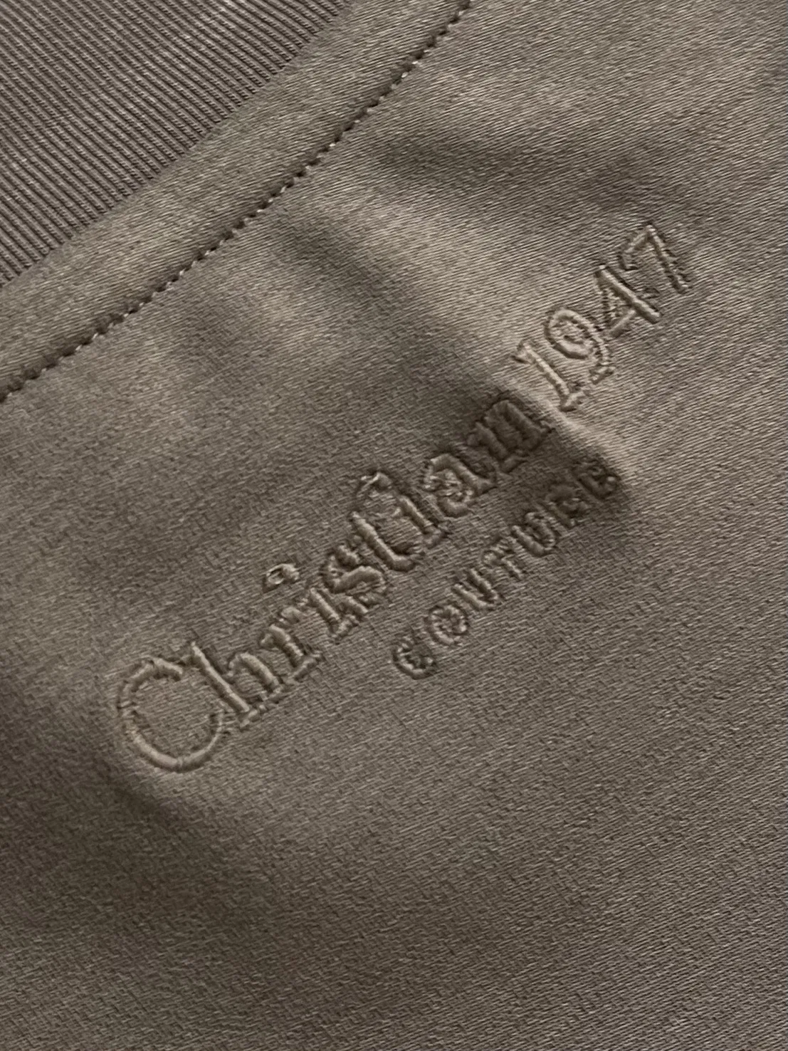 DIO 27FW OUNYZGO 027 반팔티셔츠 27