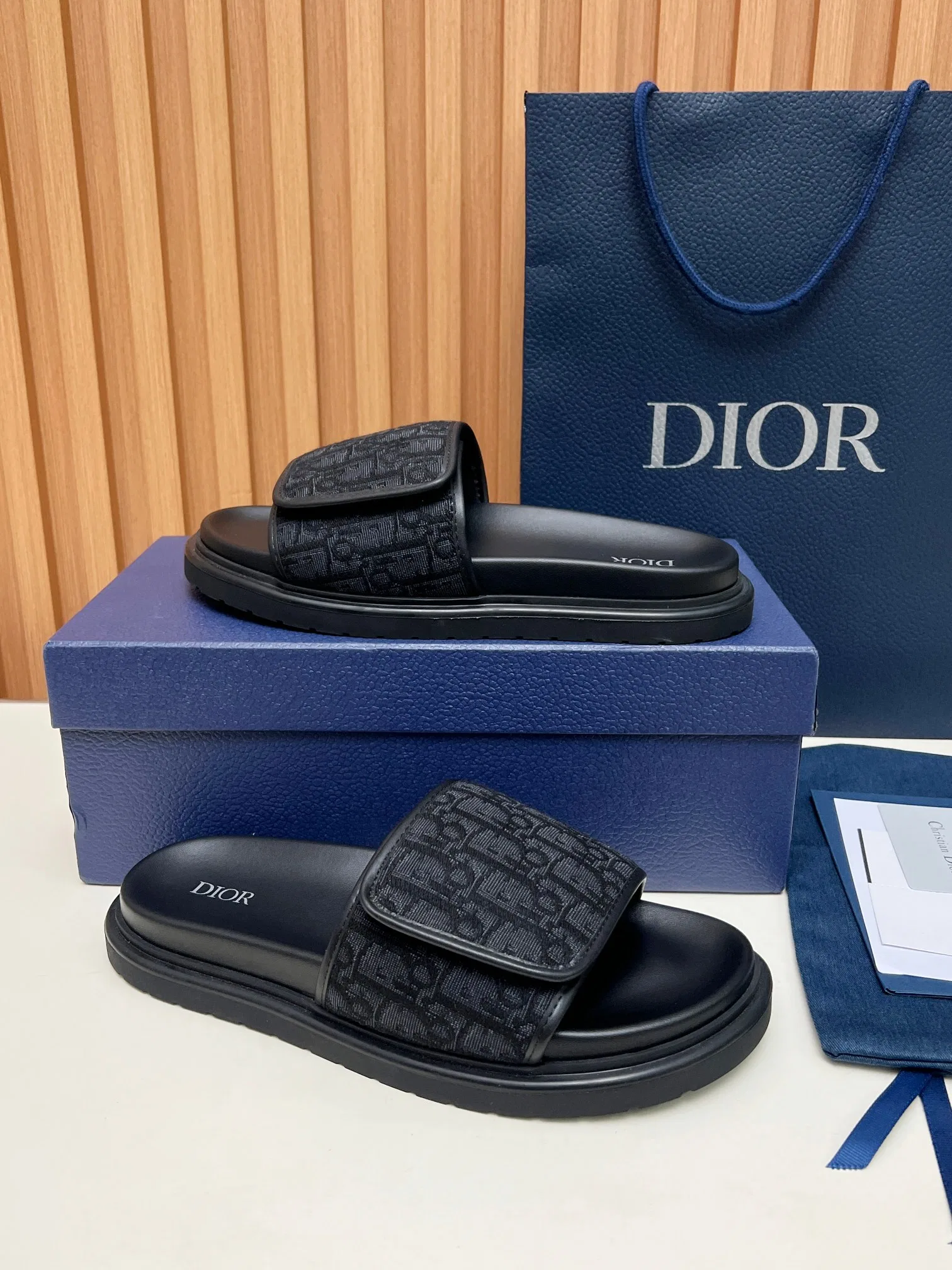 DIO 27FW VDWLMEJ 002 슬리퍼 8