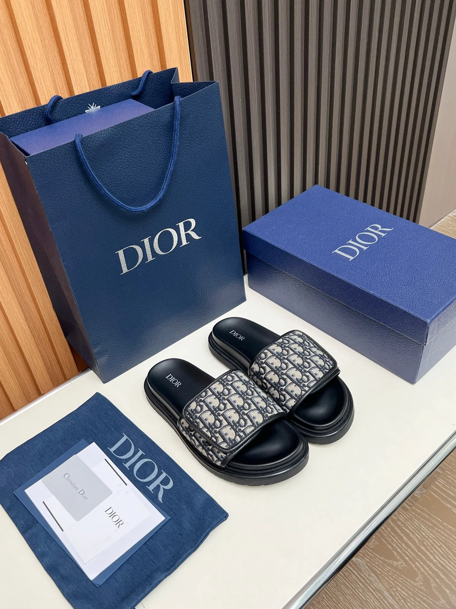 DIO 27FW VDWLMEJ 002 슬리퍼 10