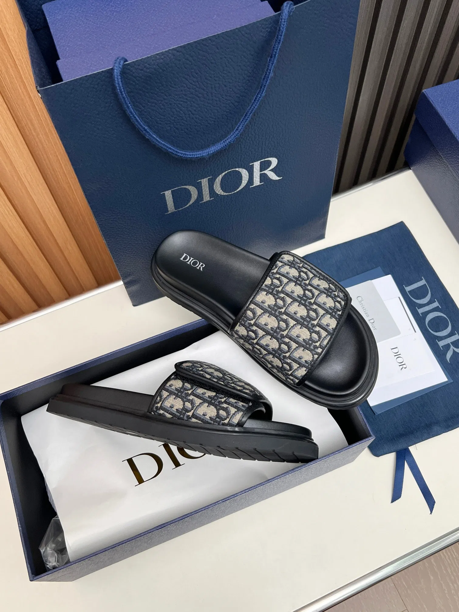 DIO 27FW VDWLMEJ 002 슬리퍼 11