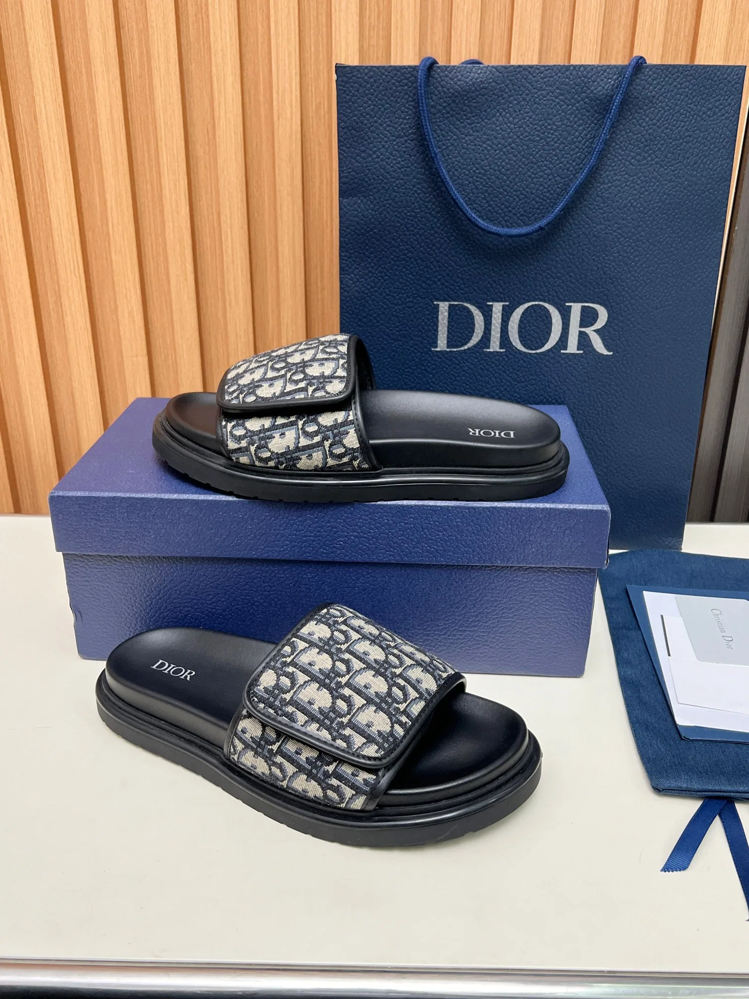 DIO 27FW VDWLMEJ 002 슬리퍼 17