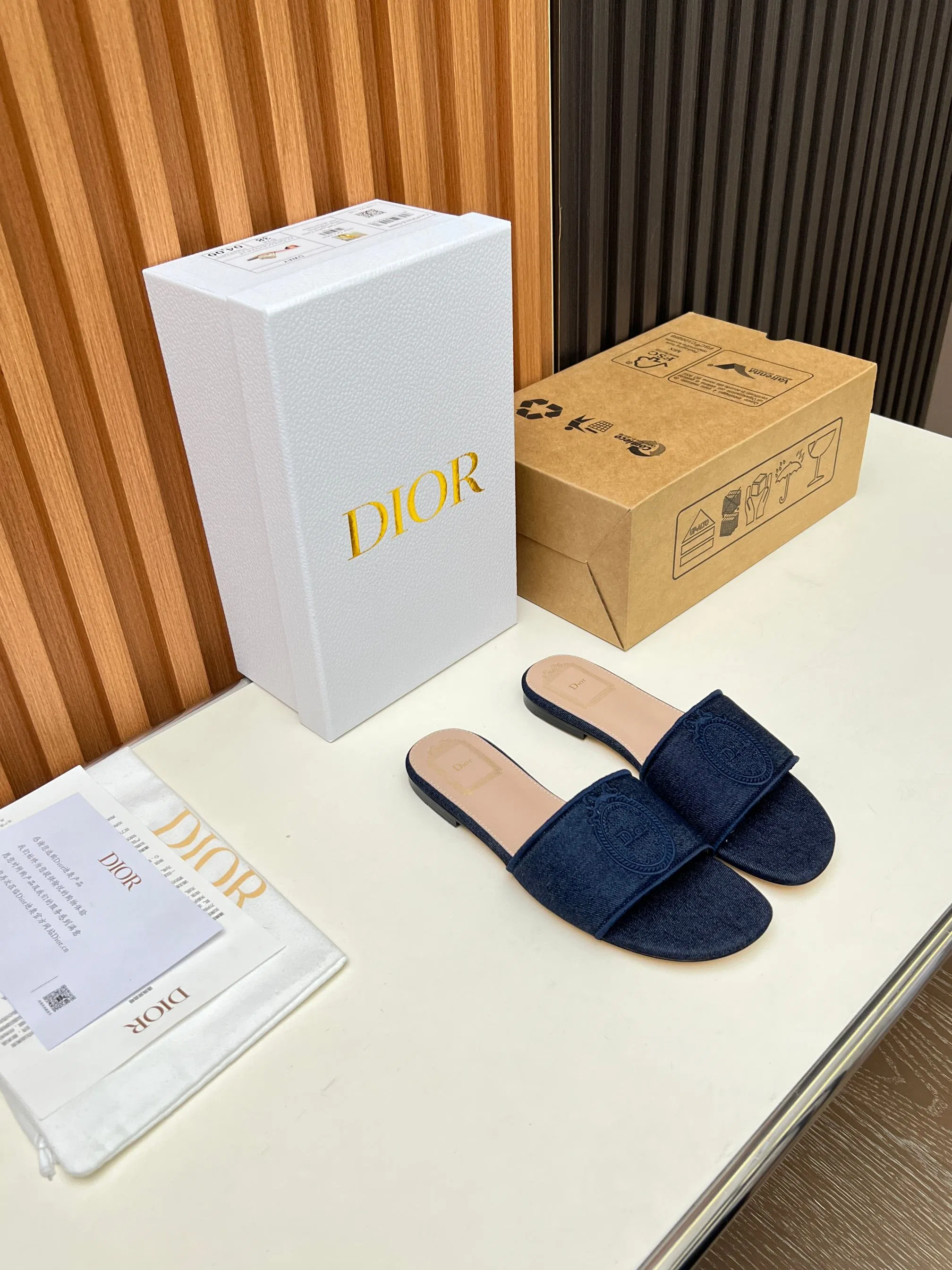 DIO 27FW VDWLMEJ 004 슬리퍼 8