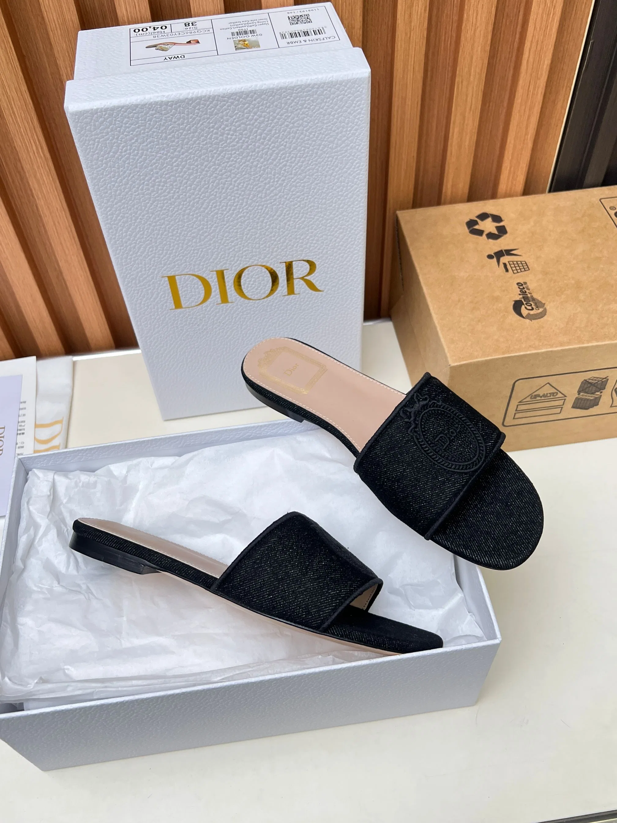 DIO 27FW VDWLMEJ 004 슬리퍼 9