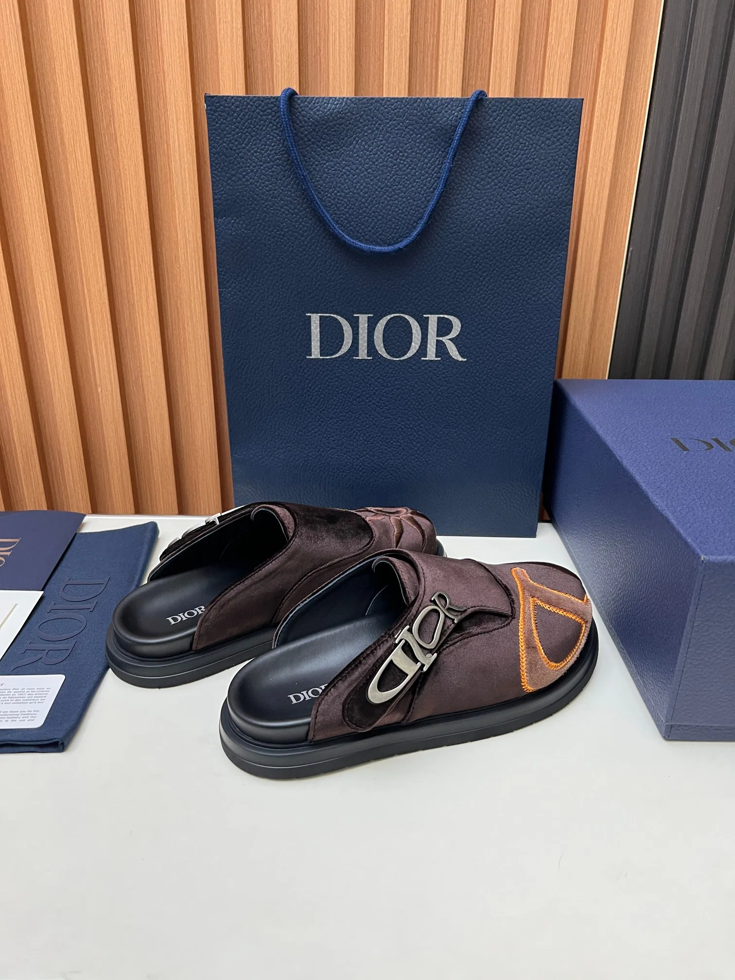 DIO 27FW VDWLMEJ 008 슬리퍼 14