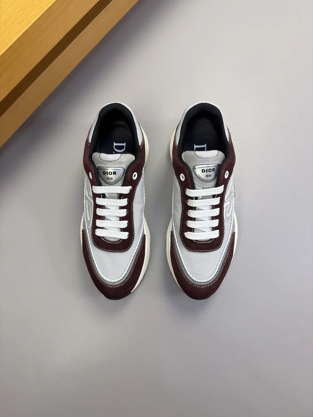 DIO 27FW VDWLMEJ 009 스니커즈 10