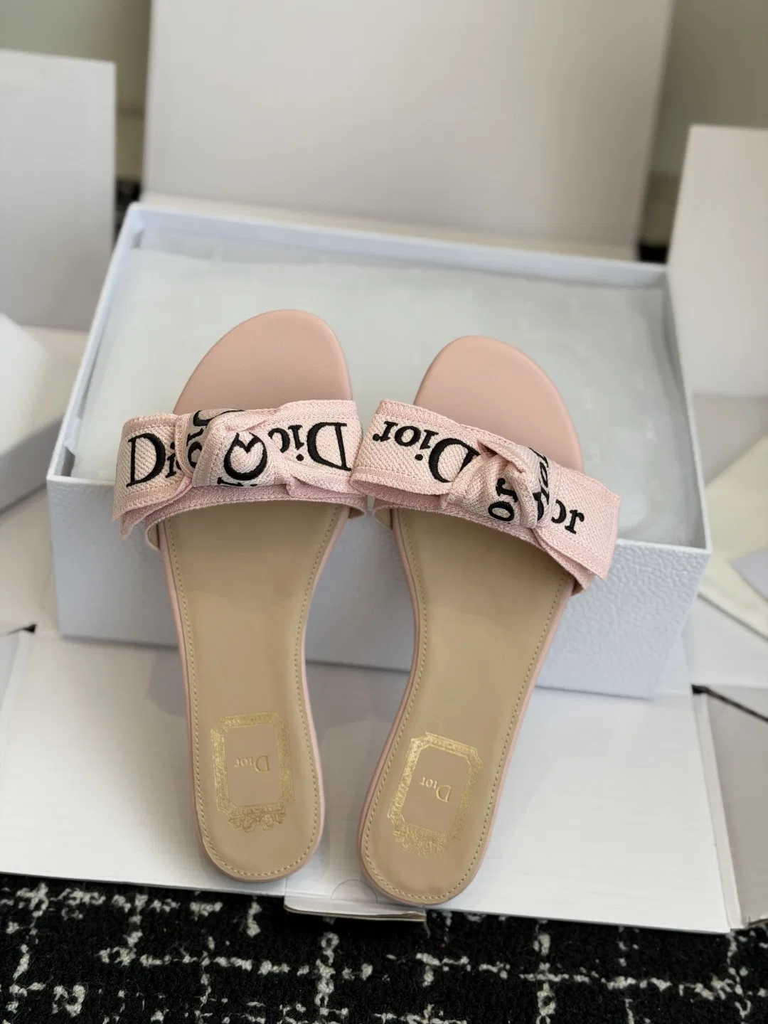 DIO 27FW VDWLMEJ 019 슬리퍼 21