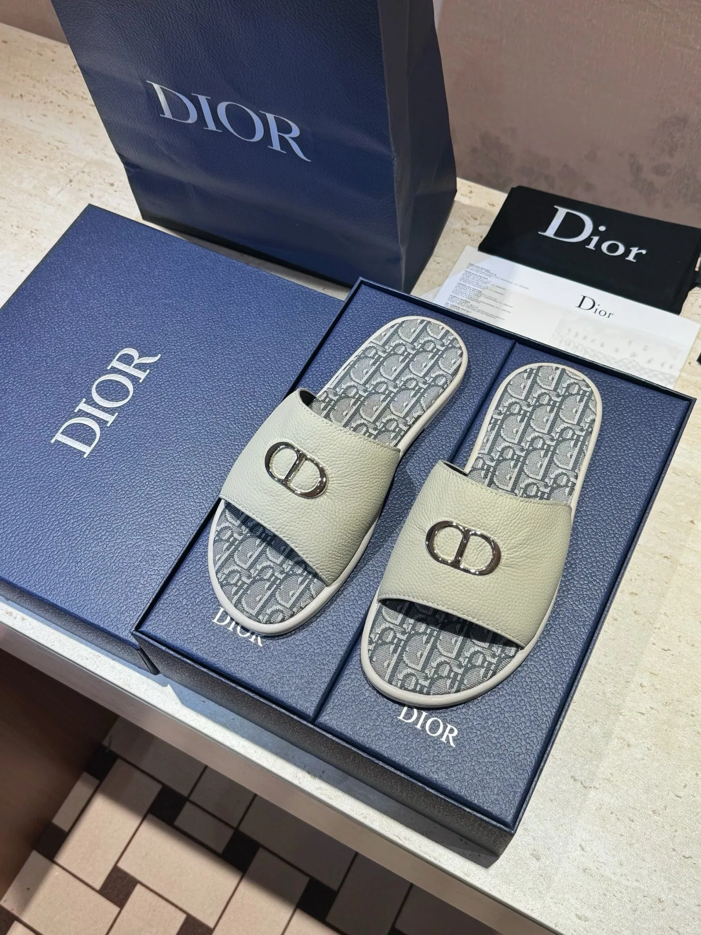 DIO 27FW VDWLMEJ 031 슬리퍼 27