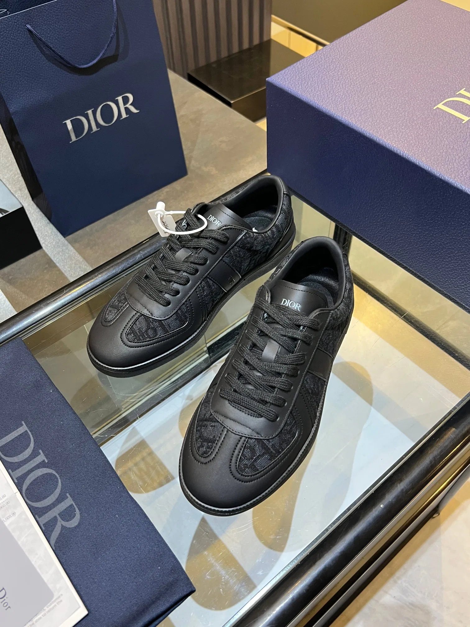 DIO 27FW YPLVSJI 034 스니커즈 30