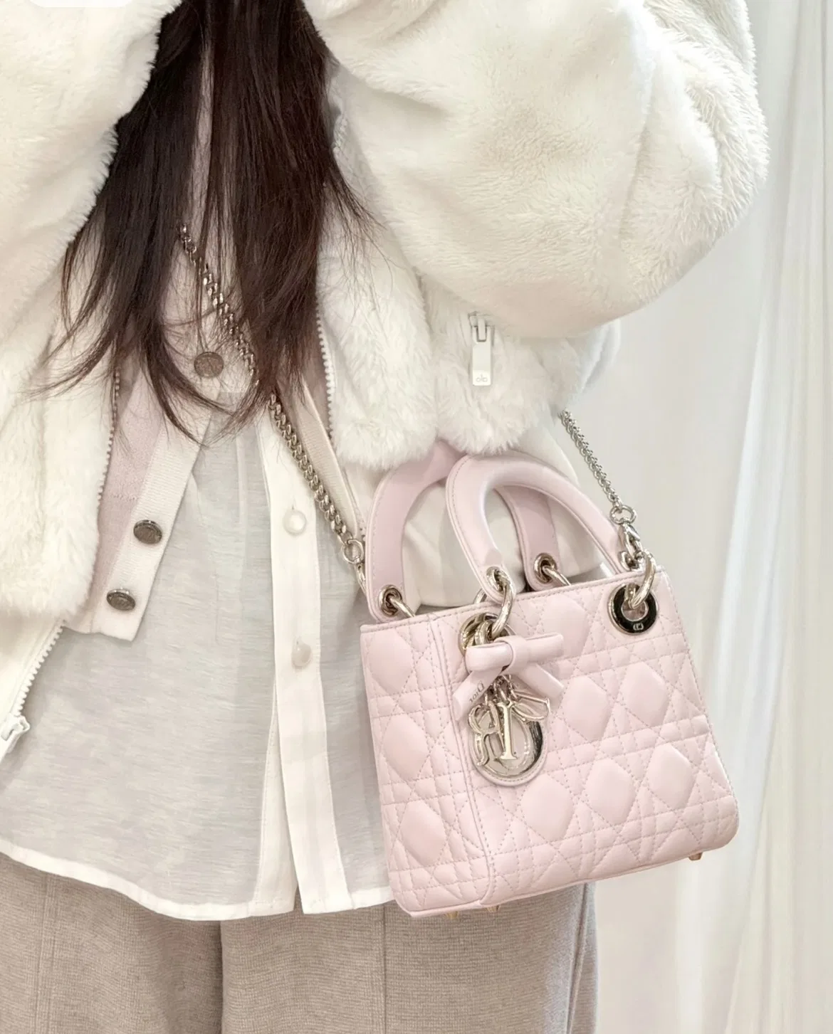 DIO 27FW YPLVSJI 045 토트백 22
