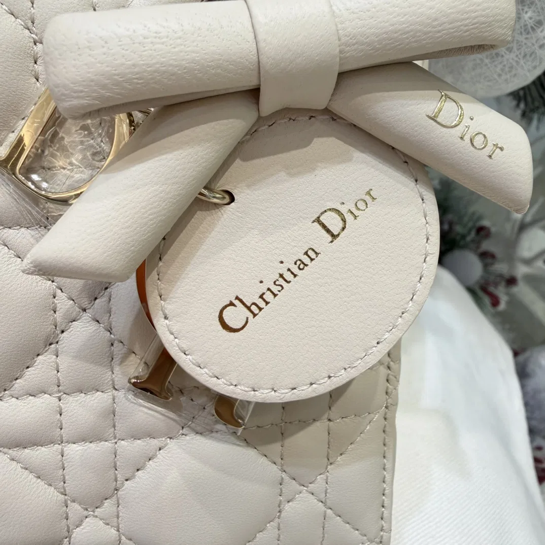 DIO 27FW YPLVSJI 046 토트백 86