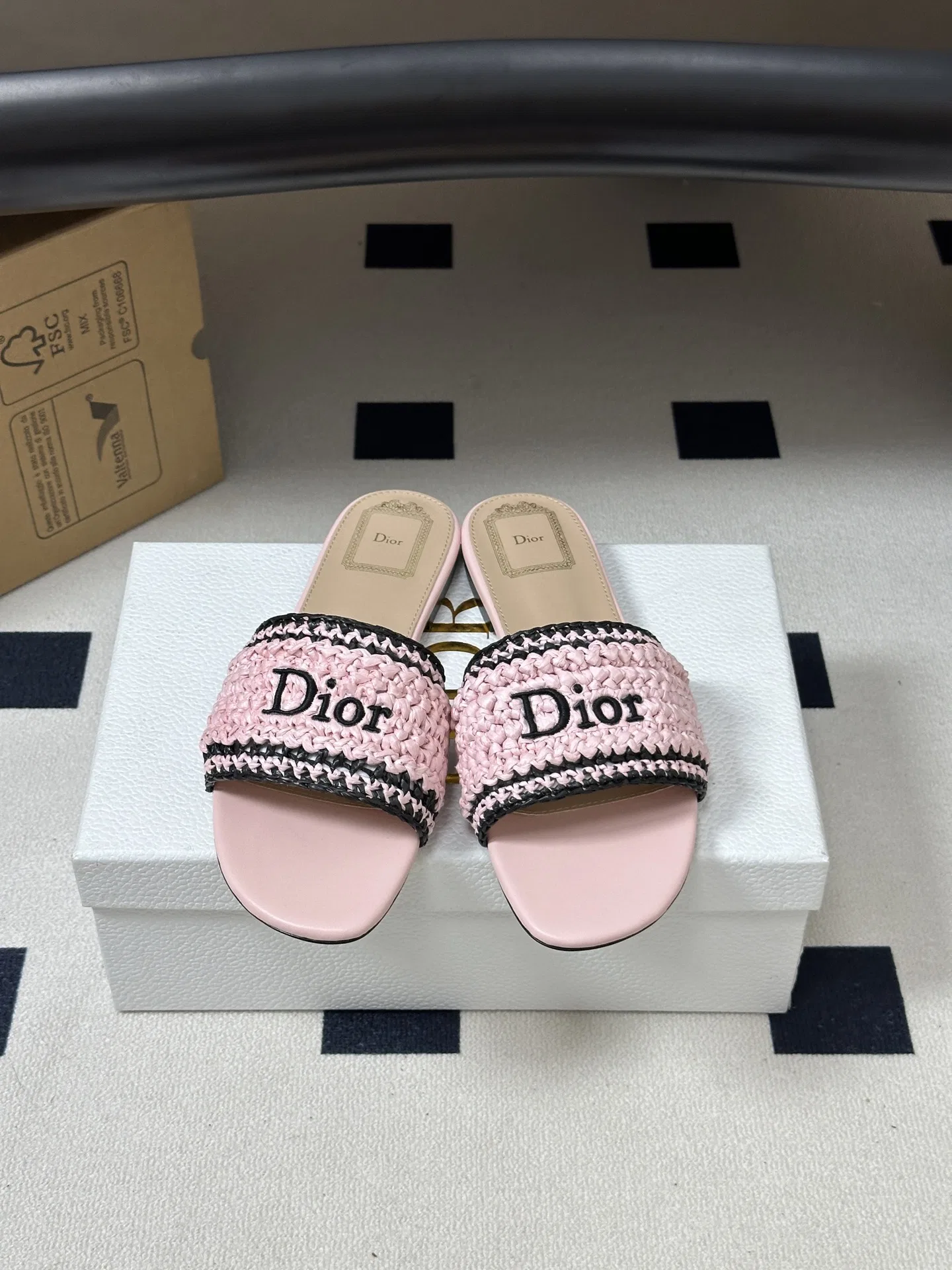DIO 27FW YPLVSJI 050 슬리퍼 24