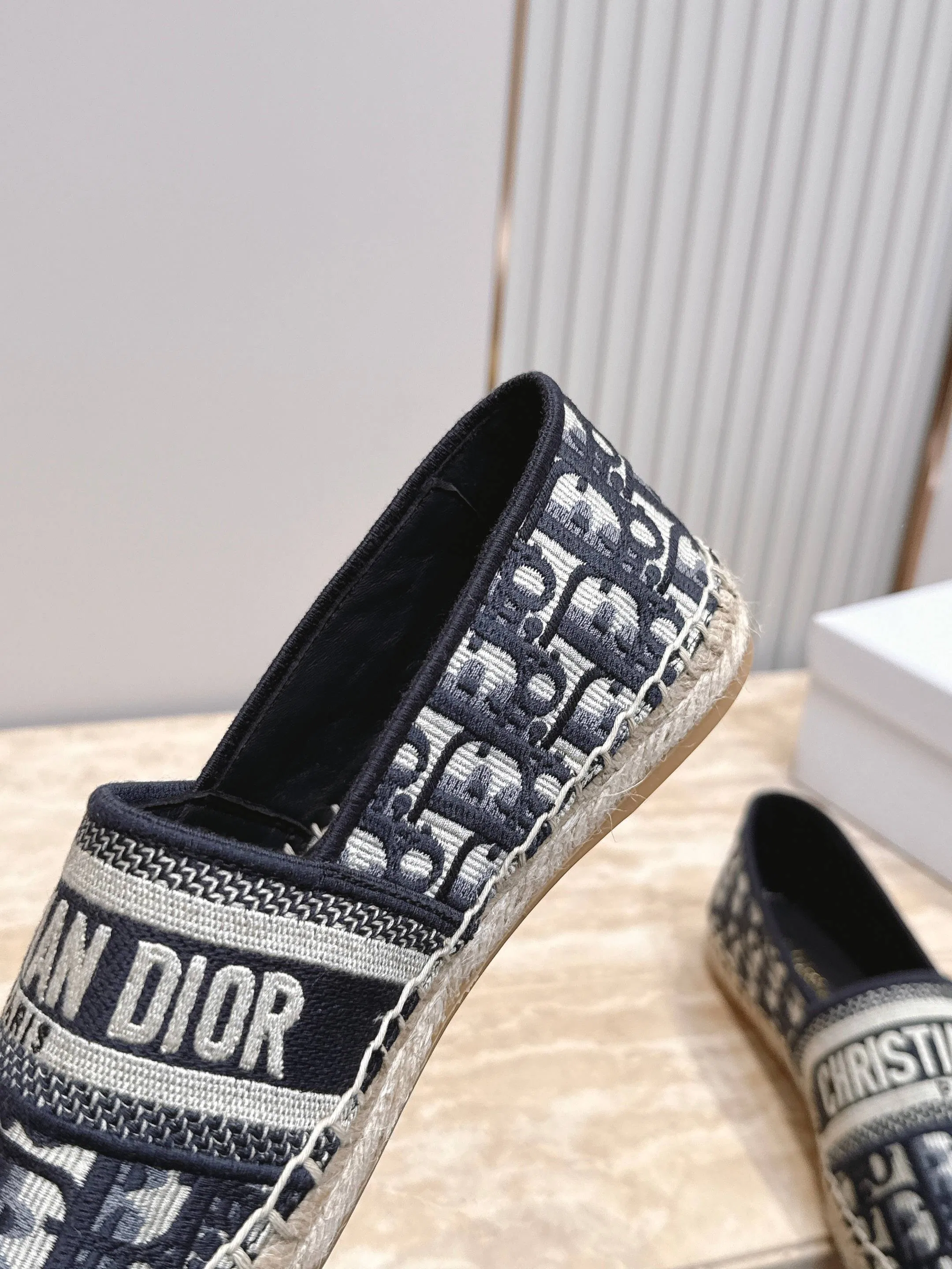 DIO 27FW YPLVSJI 052 플랫슈즈 16