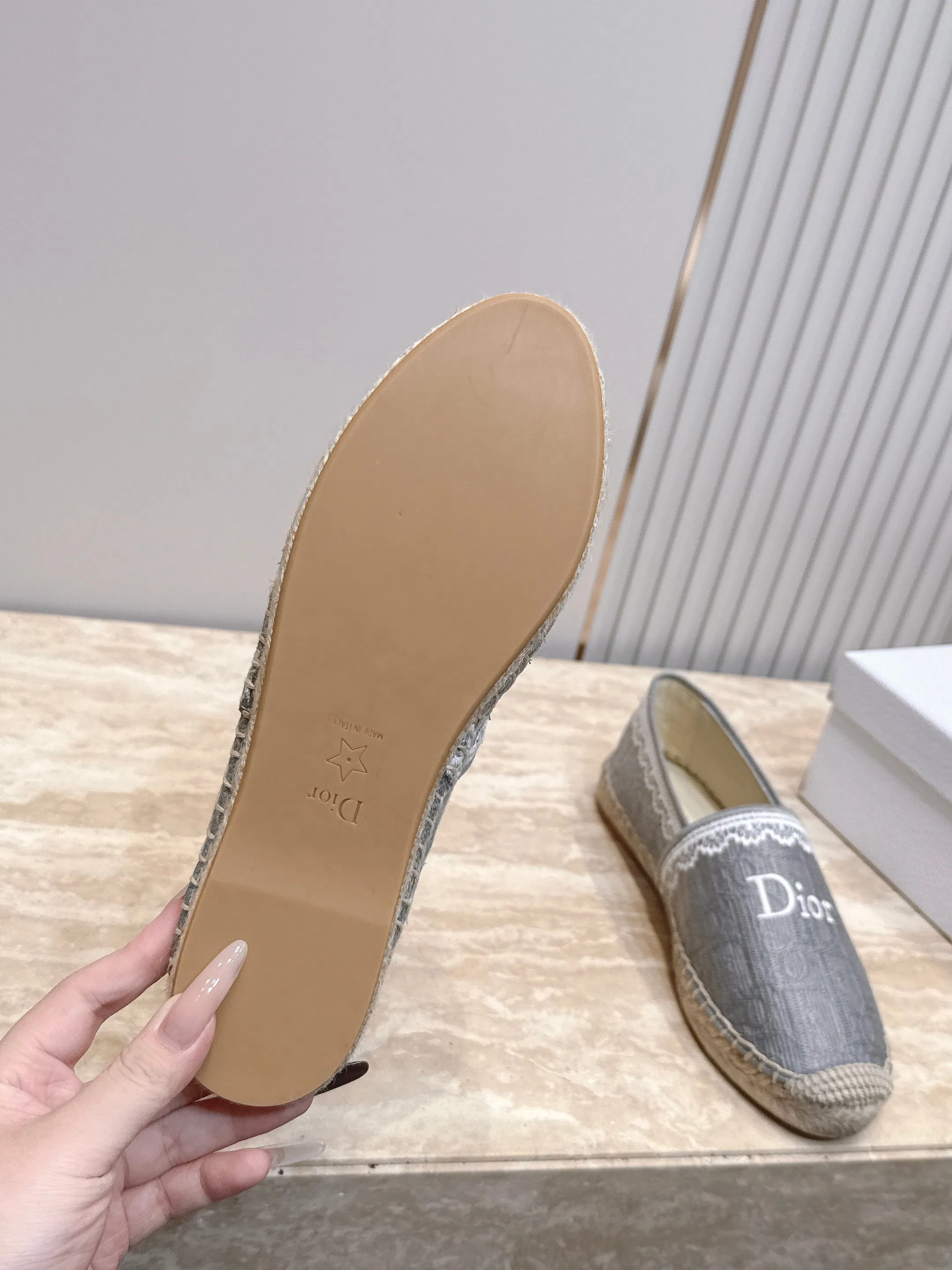 DIO 27FW YPLVSJI 053 플랫슈즈 13