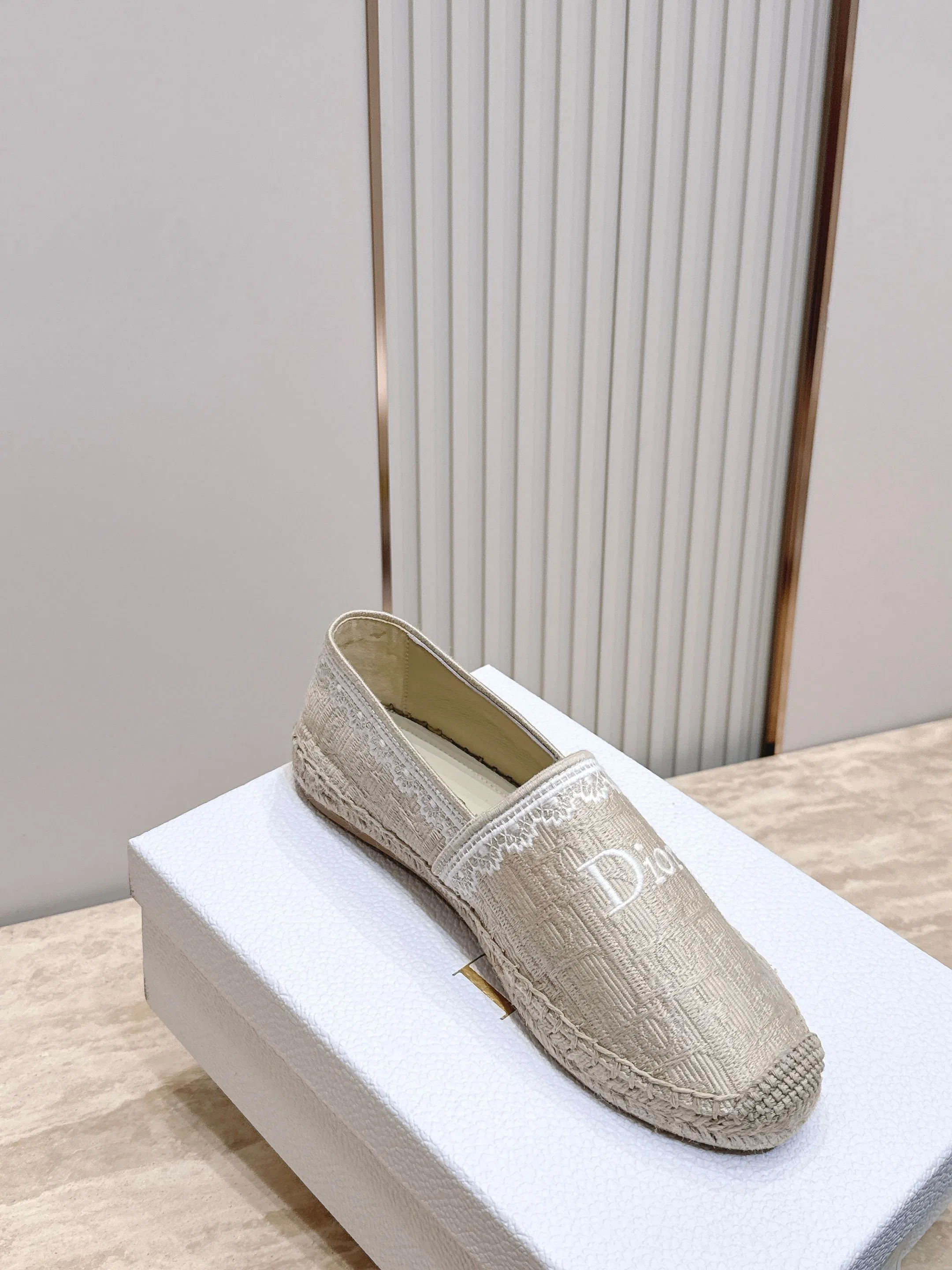 DIO 27FW YPLVSJI 053 플랫슈즈 21