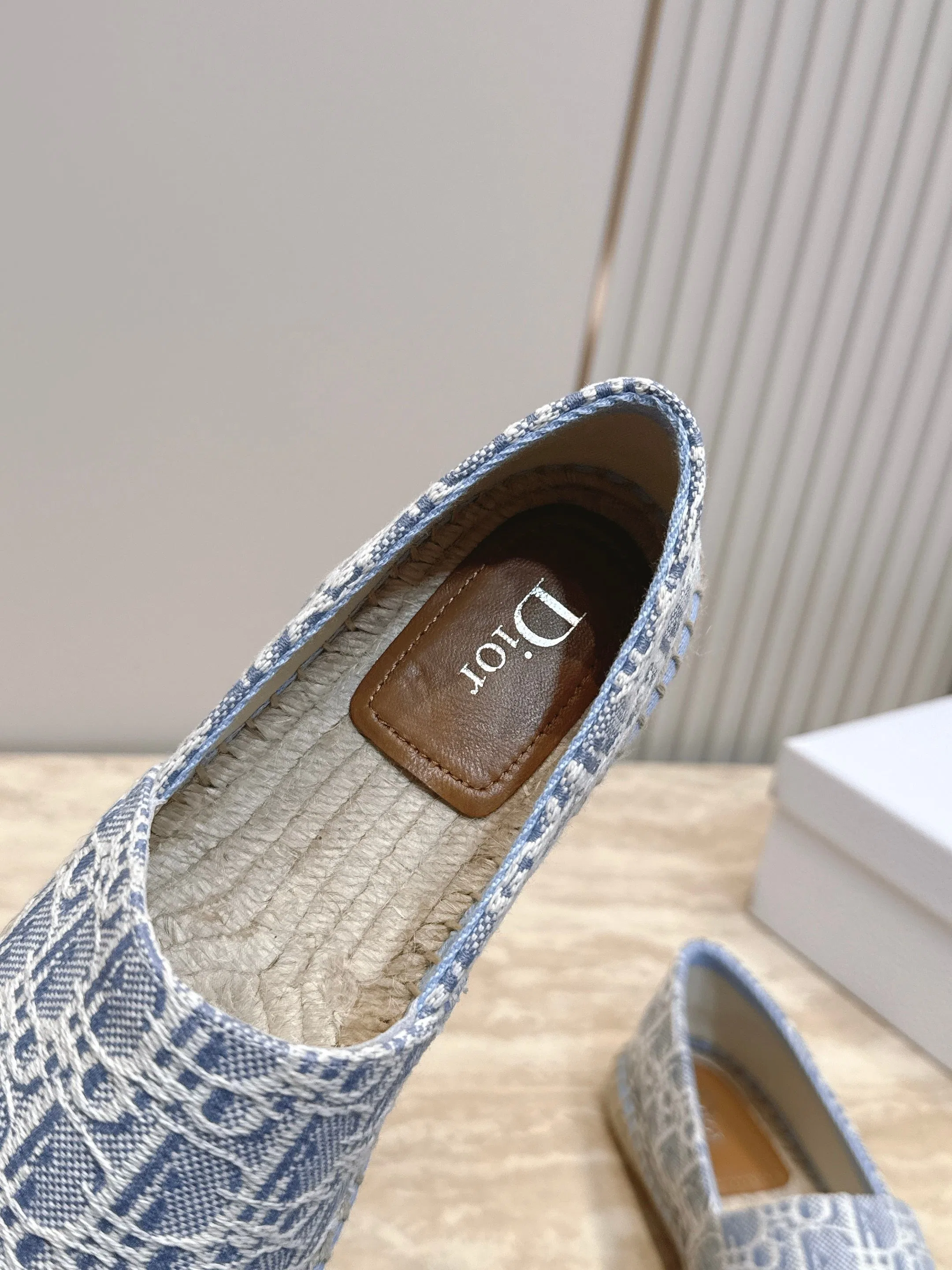 DIO 27FW YPLVSJI 054 플랫슈즈 19
