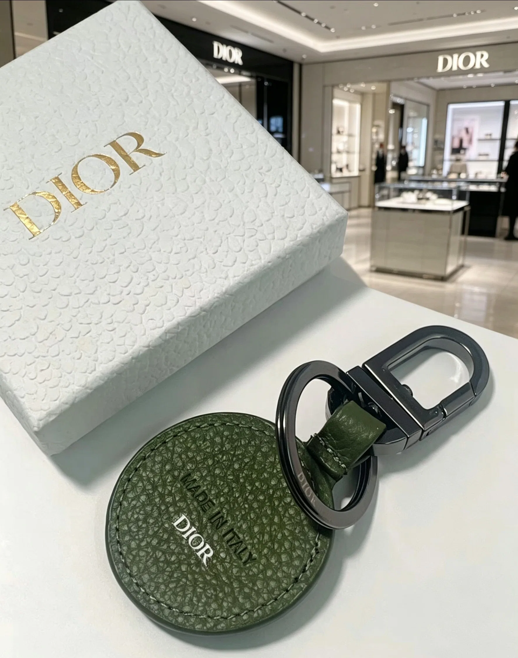 DIO 27FW ZLVJDSY 002 키링 29