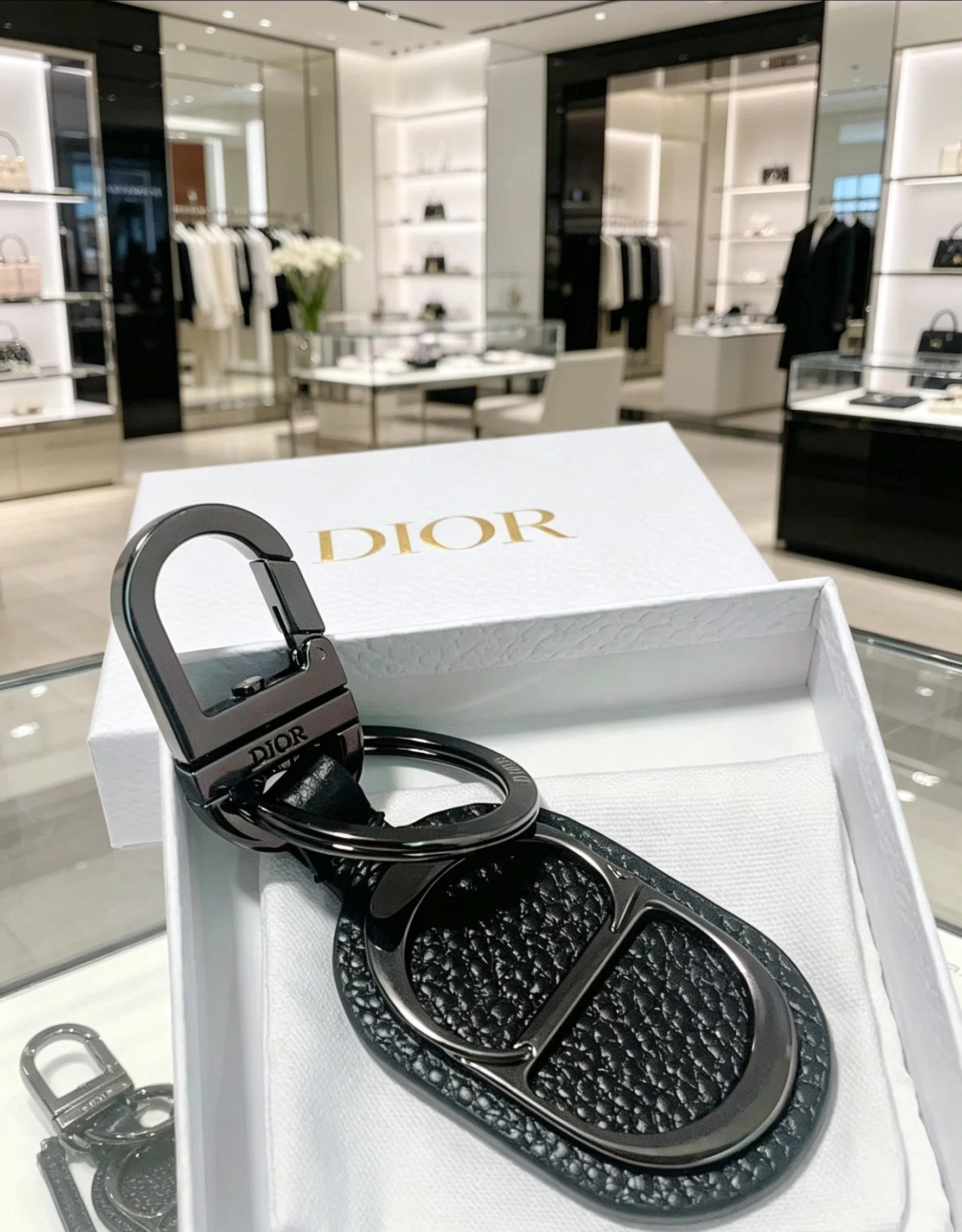 DIO 27FW ZLVJDSY 003 키링 40