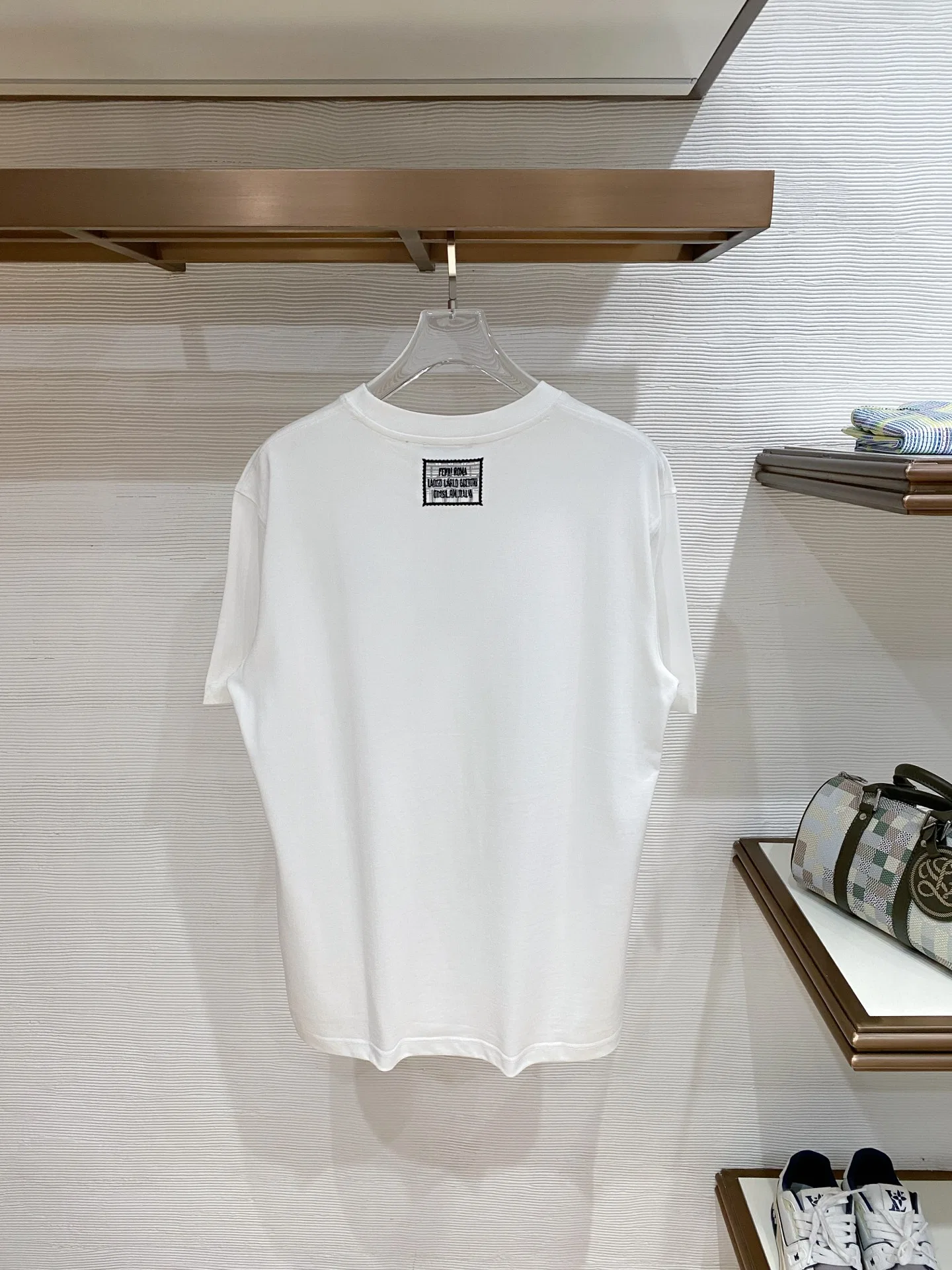 FEN 27FW CAFYNRN 015 반팔티셔츠 10