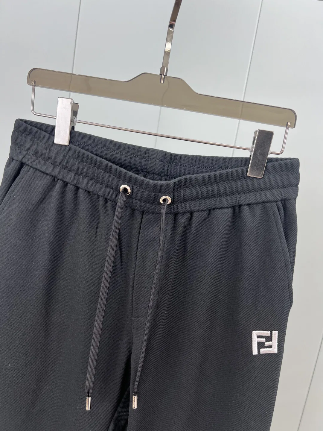 FEN 27FW CAFYNRN 019 스웻팬츠 8