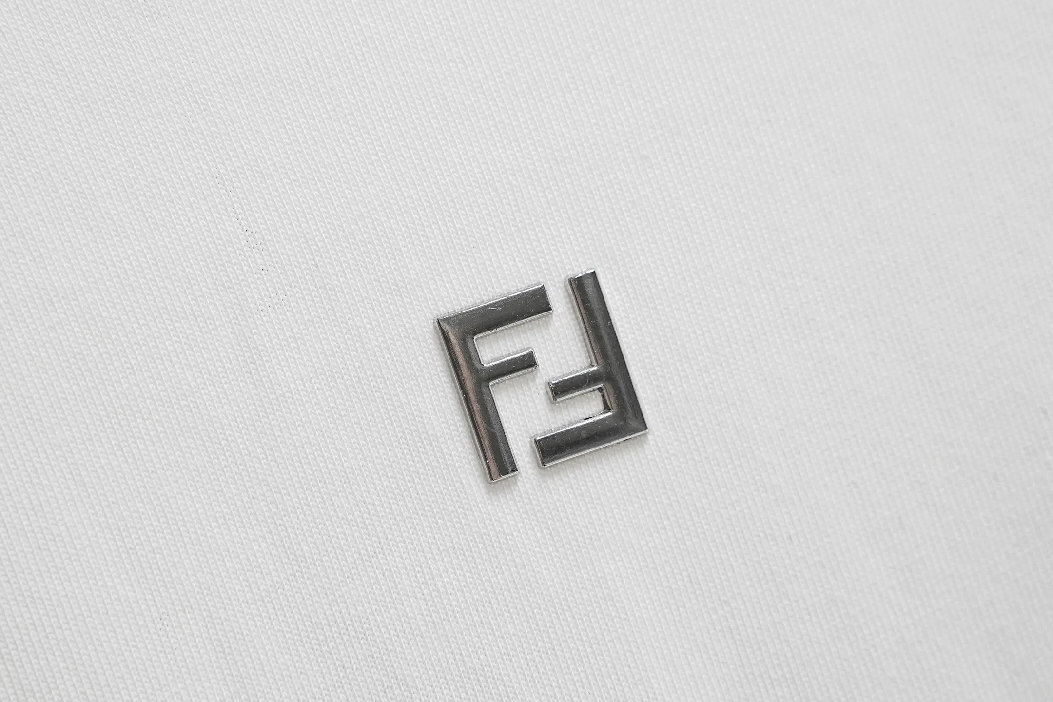 FEN 27FW CAFYNRN 021 반팔티셔츠 10