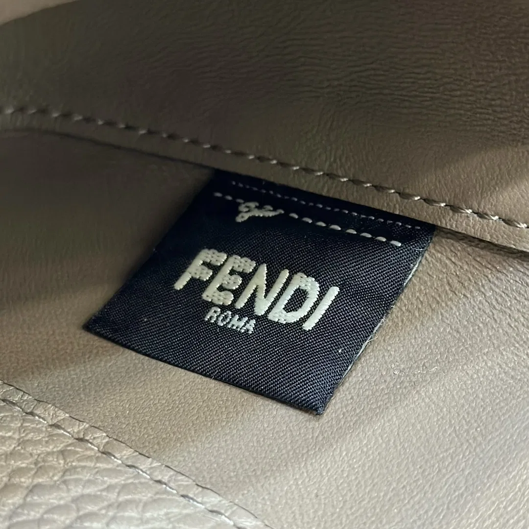 FEN 27FW CMBSDWE 015 미니백 128