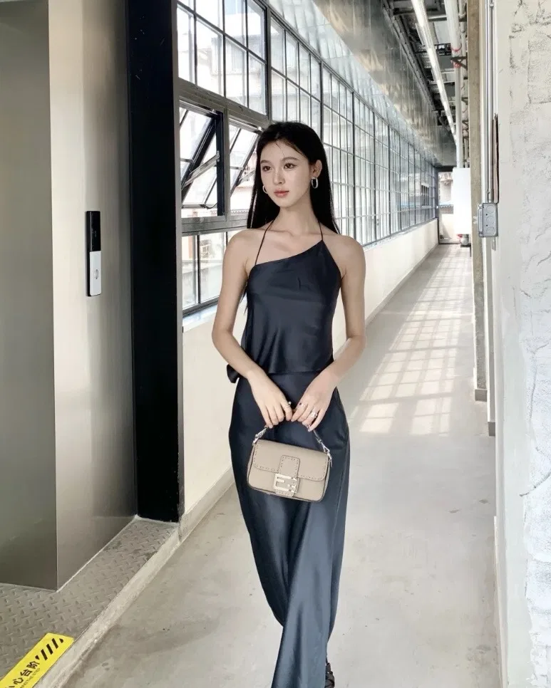 FEN 27FW CMBSDWE 015 미니백 130