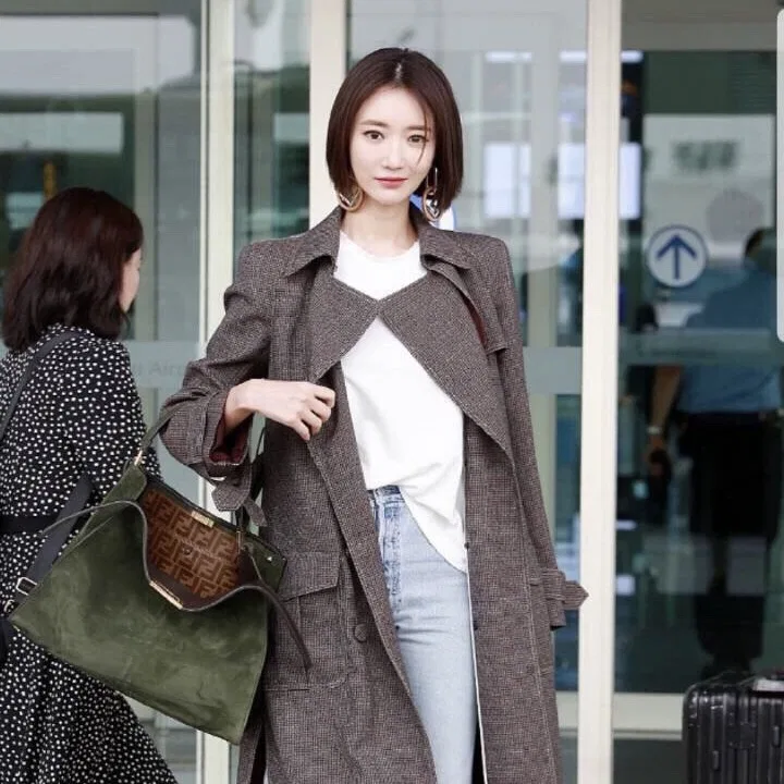 FEN 27FW CMBSDWE 027 토트백 12