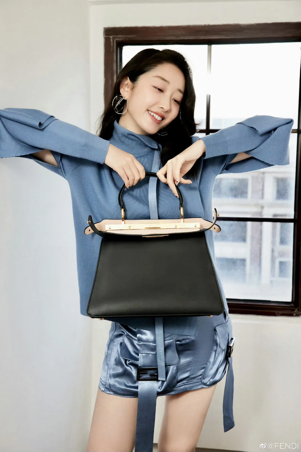 FEN 27FW CMBSDWE 034 토트백 27