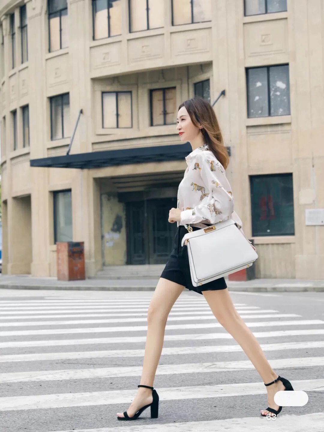 FEN 27FW CMBSDWE 034 토트백 37