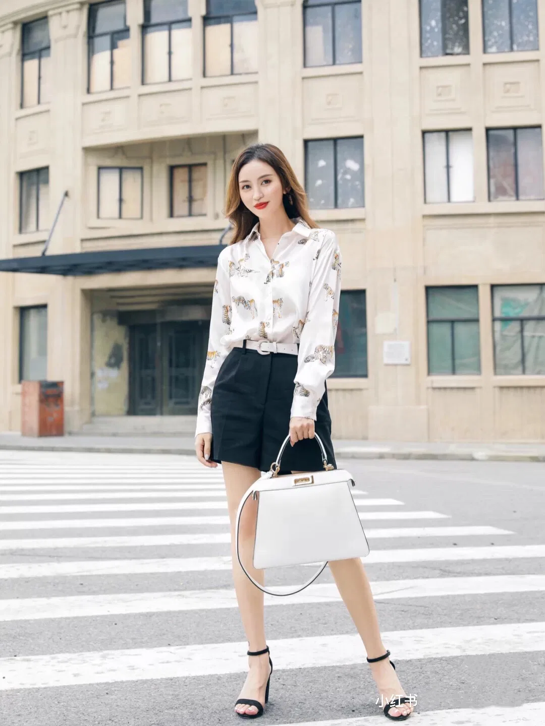 FEN 27FW CMBSDWE 034 토트백 38