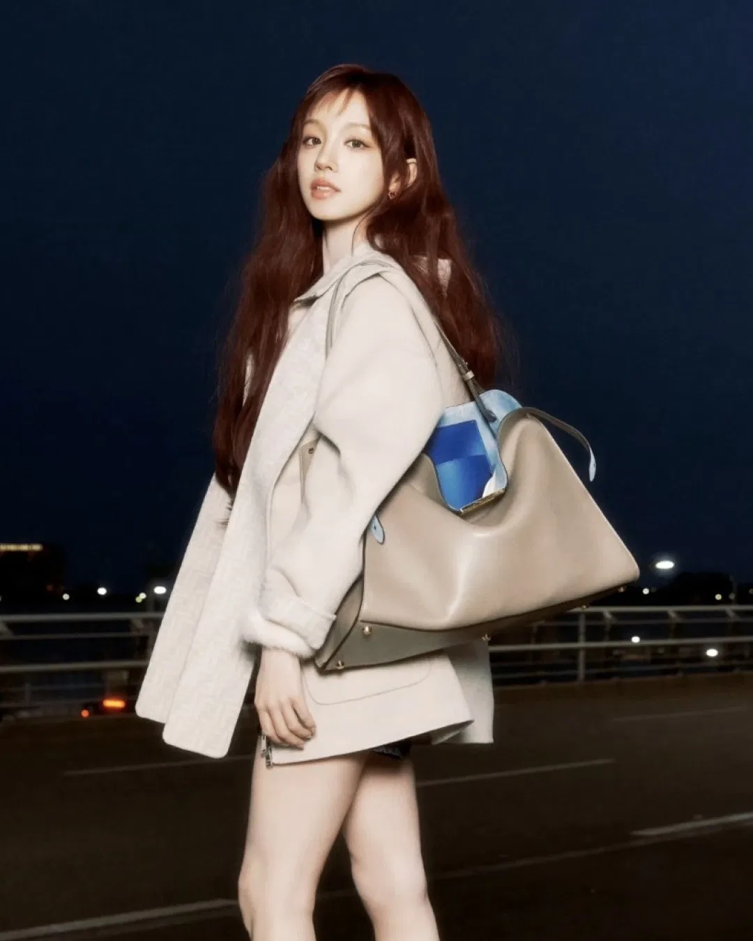FEN 27FW CMBSDWE 039 숄더백 26