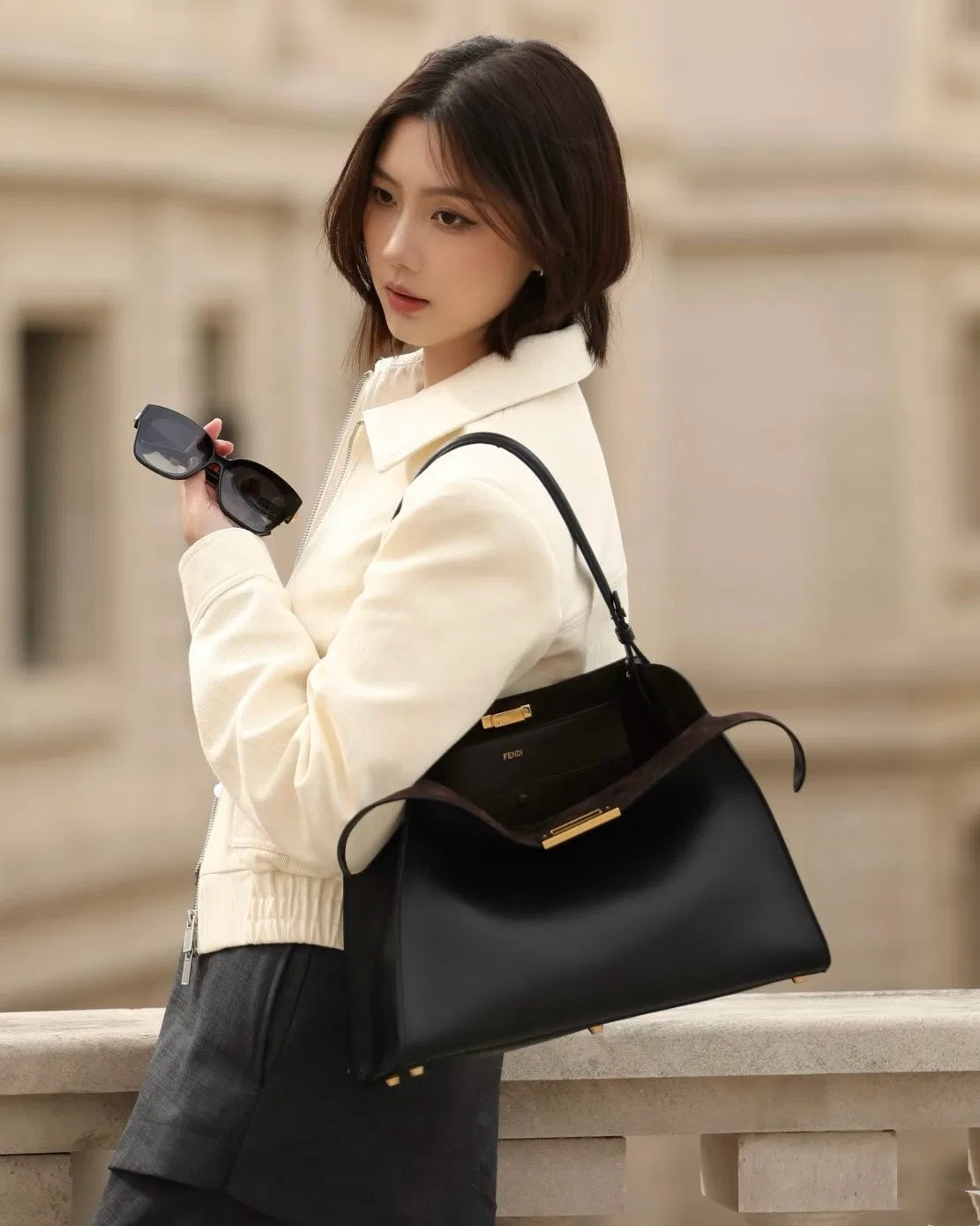 FEN 27FW CMBSDWE 039 숄더백 99