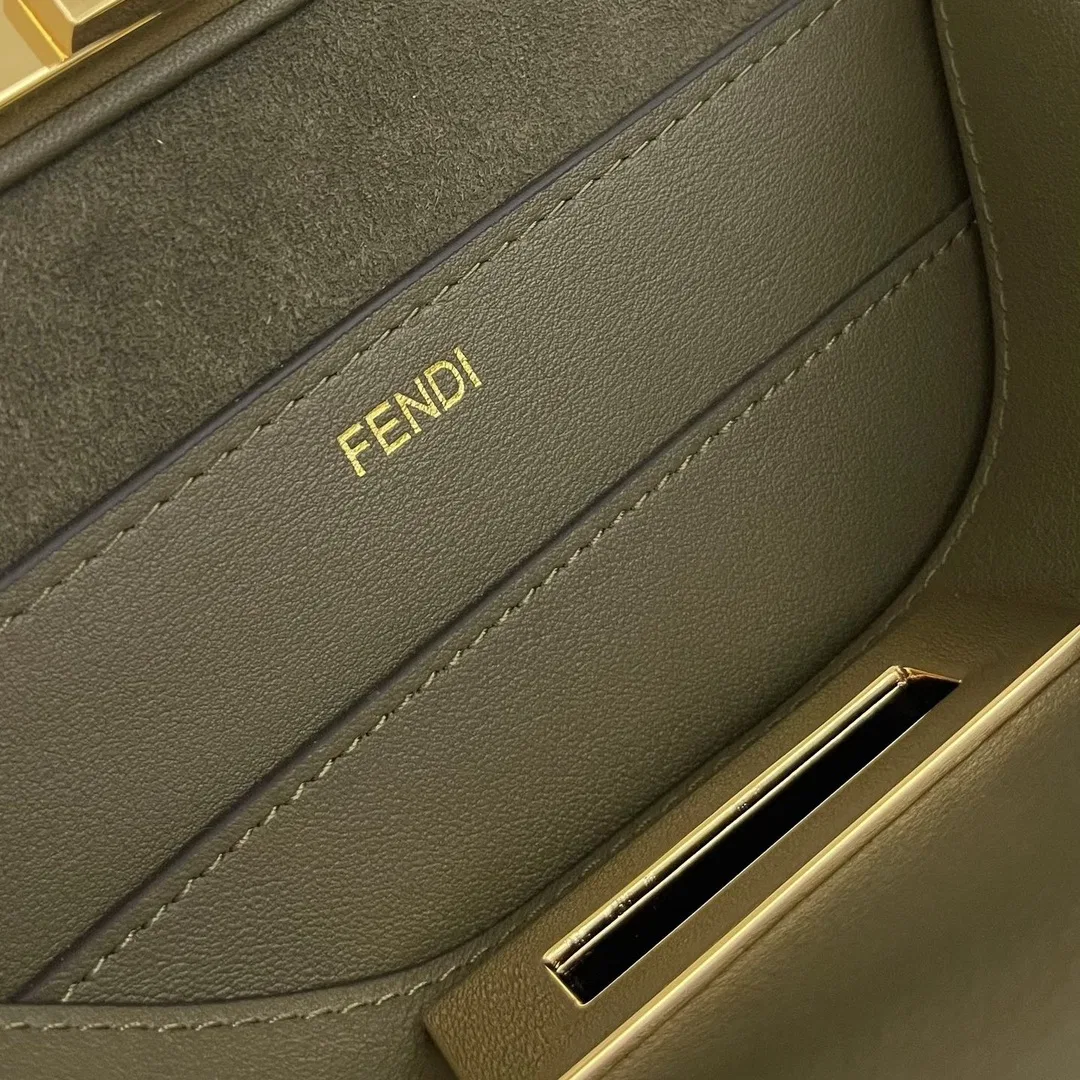 FEN 27FW CMBSDWE 040 토트백 49