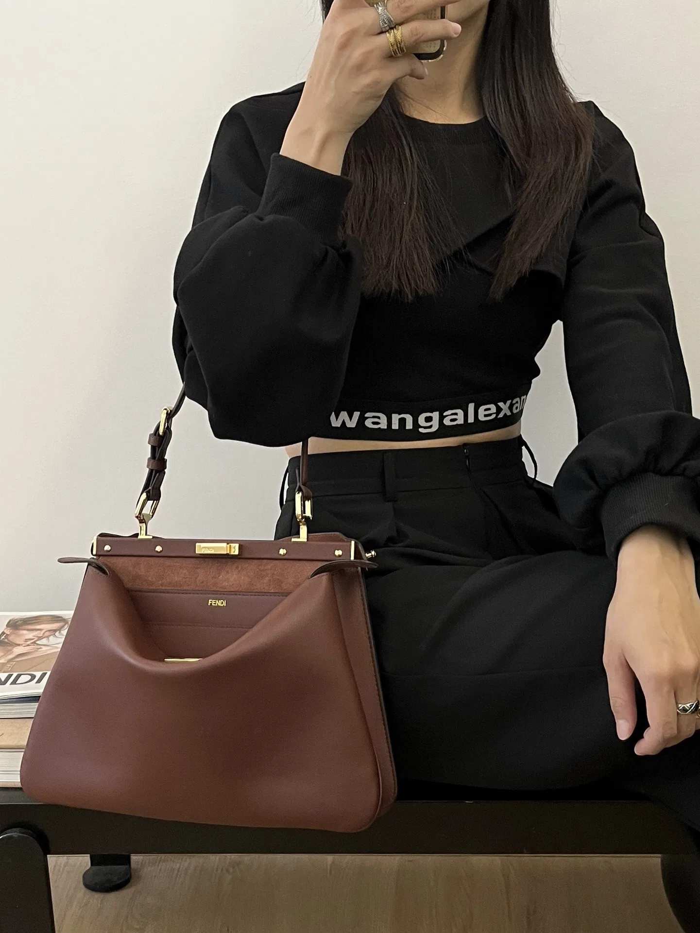 FEN 27FW CMBSDWE 040 토트백 66