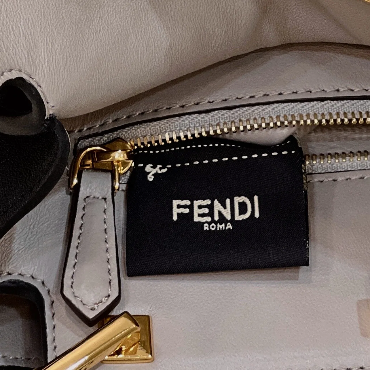 FEN 27FW CMBSDWE 041 토트백 19