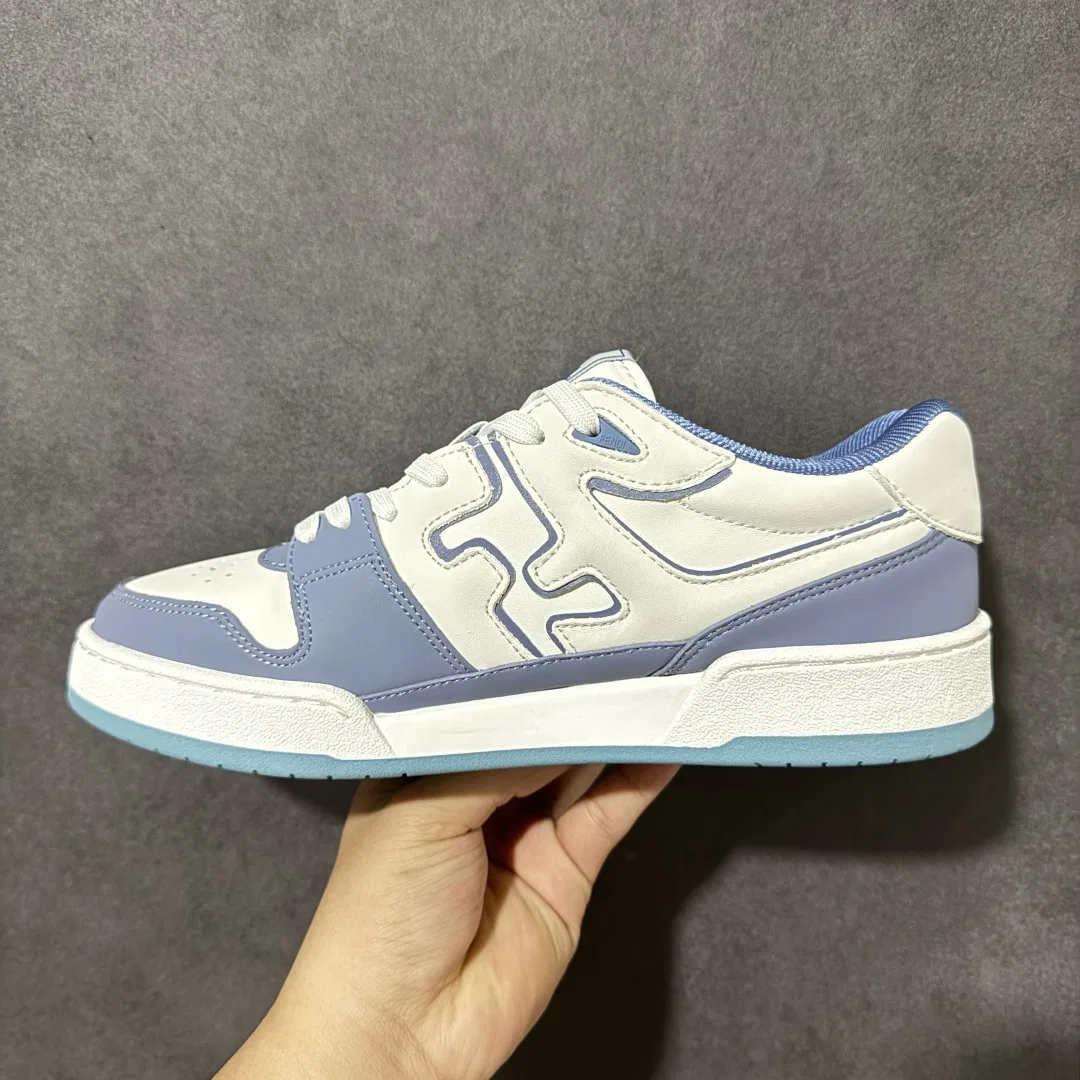 FEN 27FW EIUHZUK 001 스니커즈 11