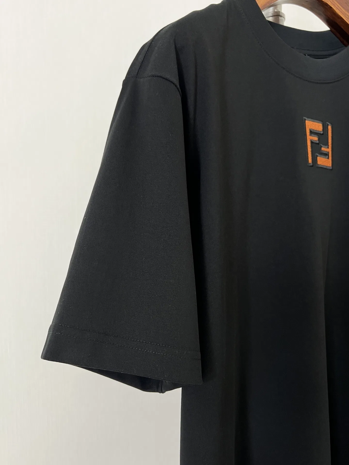 FEN 27FW EIZFWRE 004 반팔티셔츠 7