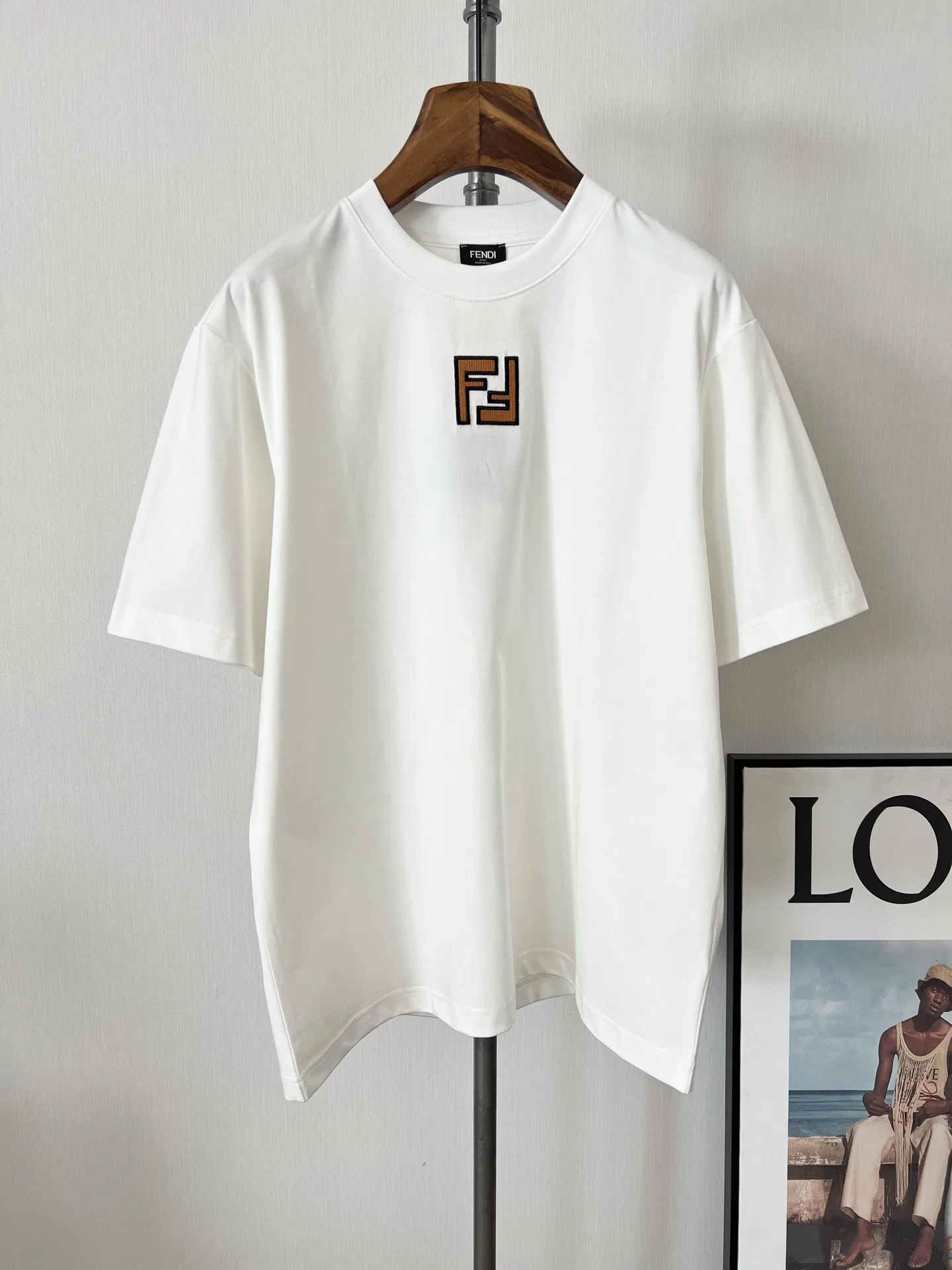 FEN 27FW EIZFWRE 004 반팔티셔츠 10