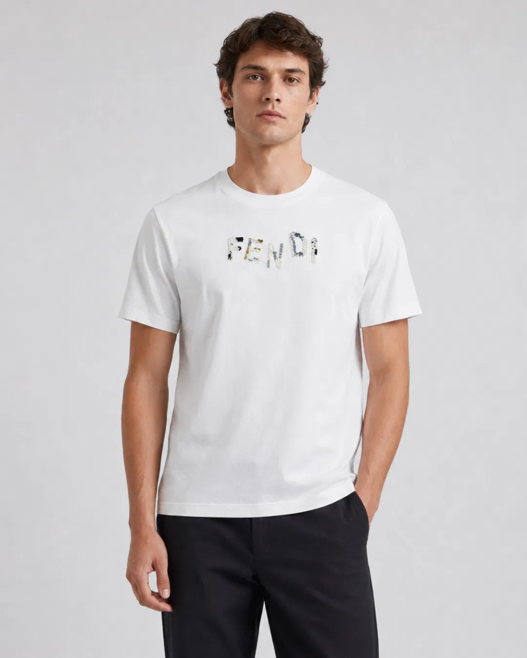 FEN 27FW FVEQOWW 001 반팔티셔츠 9