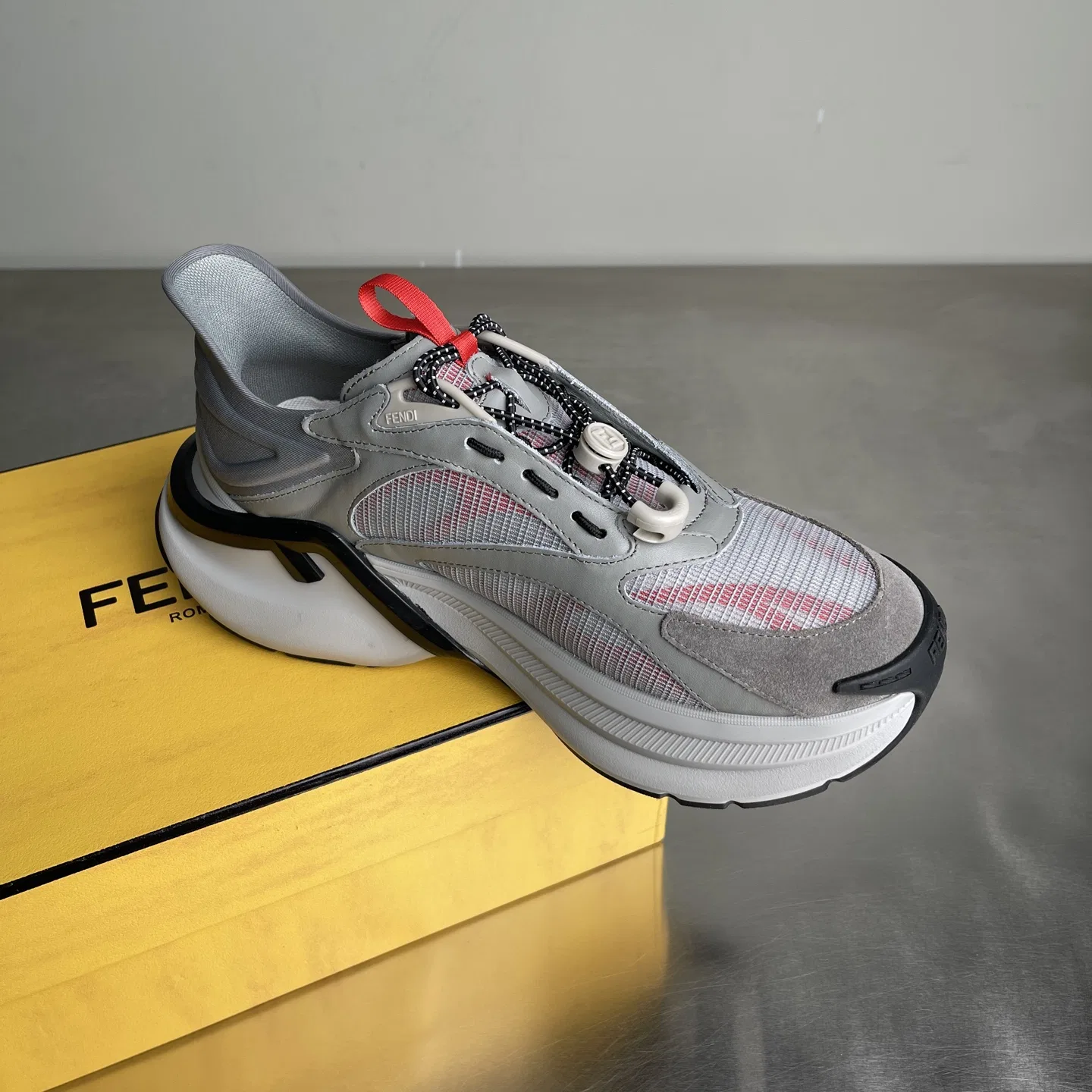 FEN 27FW KUZAANZ 005 스니커즈 10