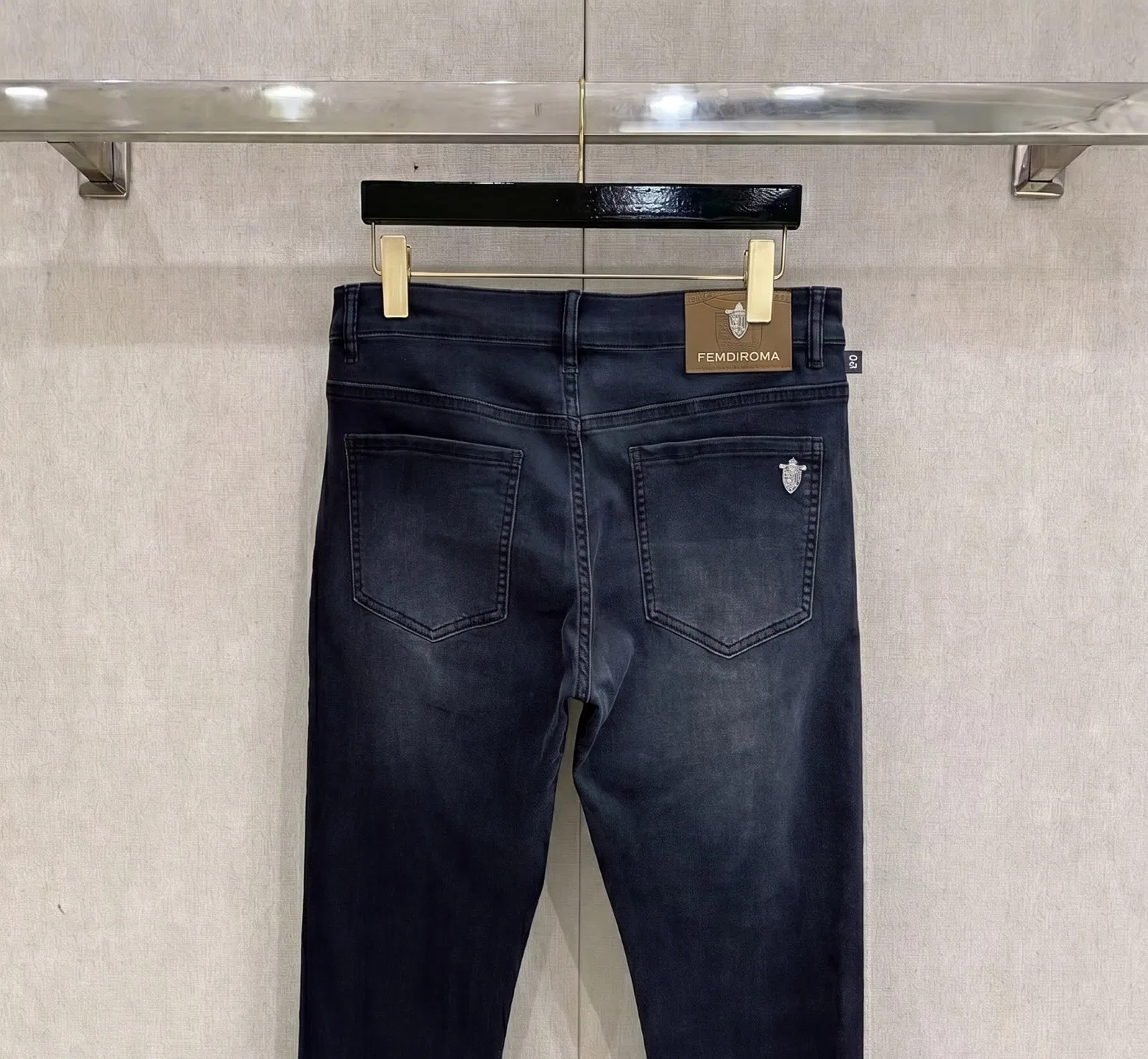 FEN 27FW QFHVEOW 030 데님팬츠 7
