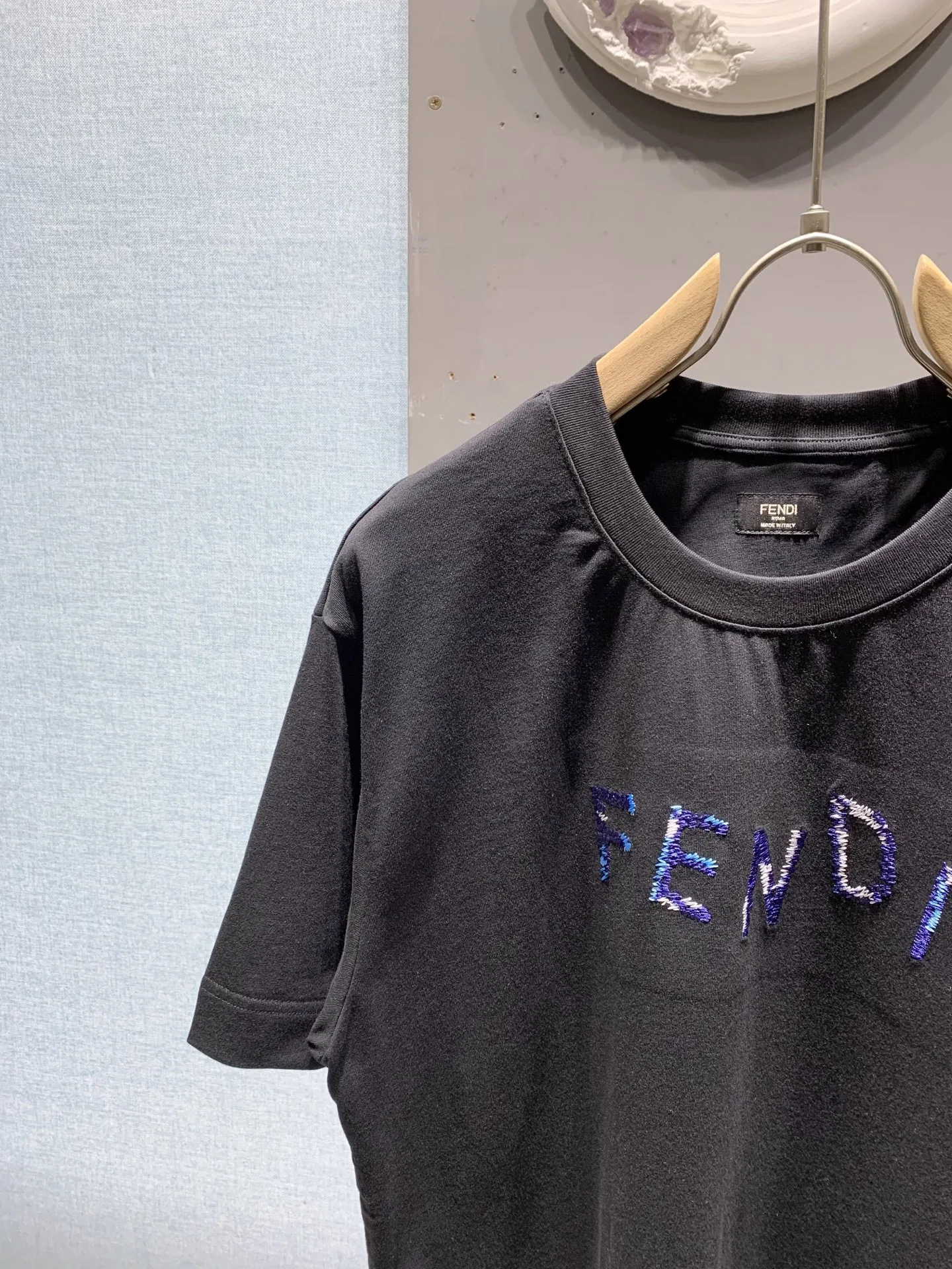 FEN 27FW SRAQKJB 007 반팔티셔츠 8