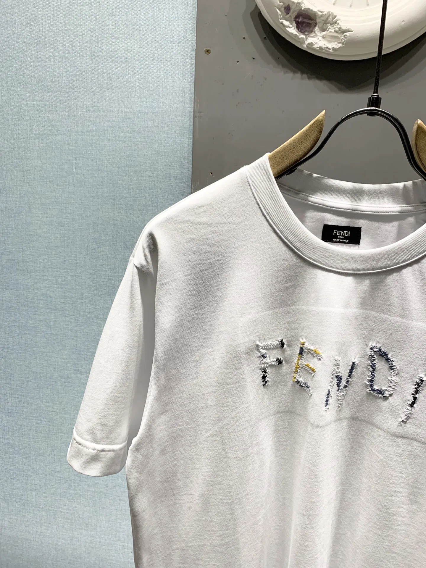 FEN 27FW SRAQKJB 007 반팔티셔츠 22