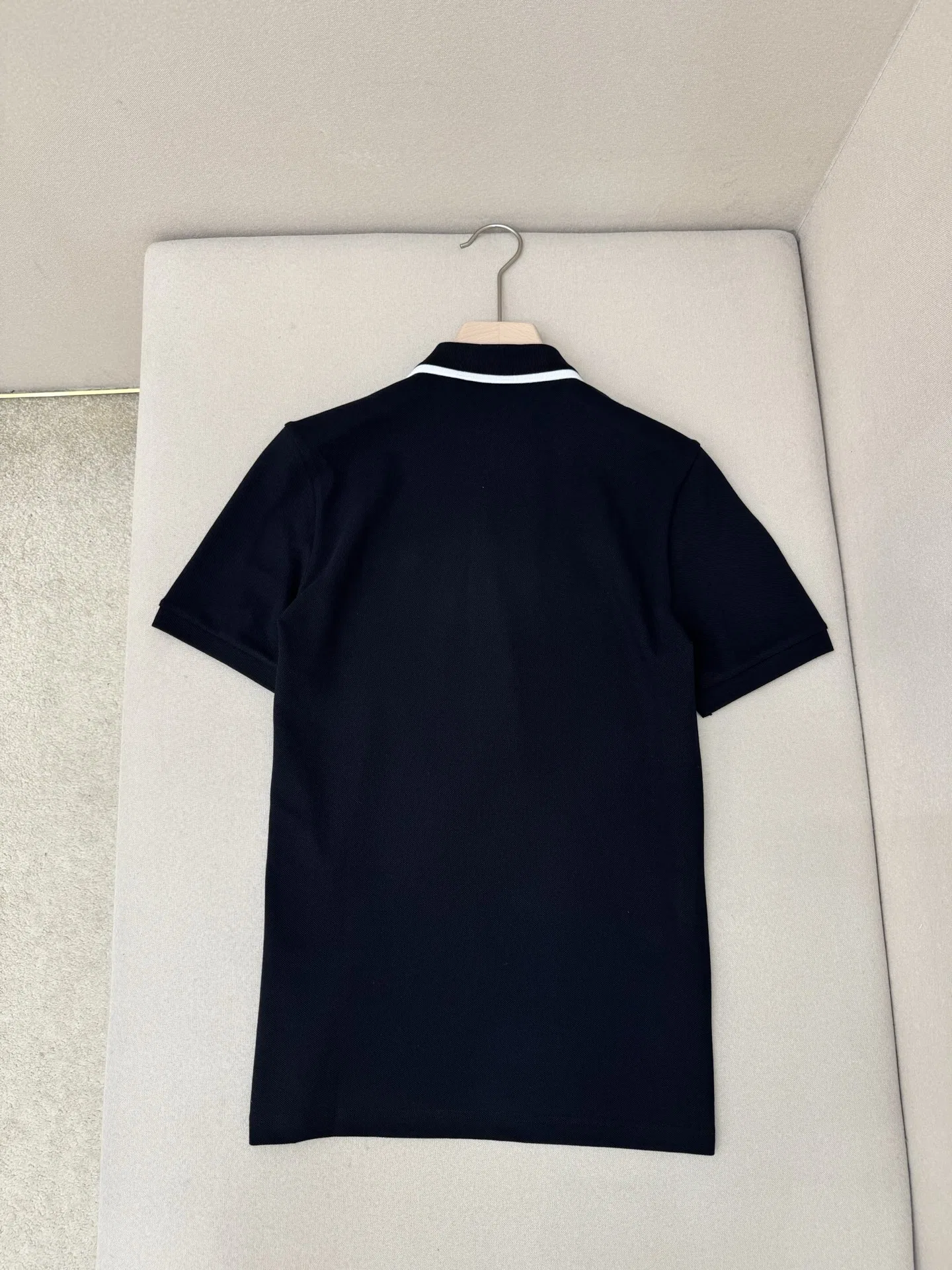 GU 27FW DKJMASK 003 폴로반팔티셔츠 7