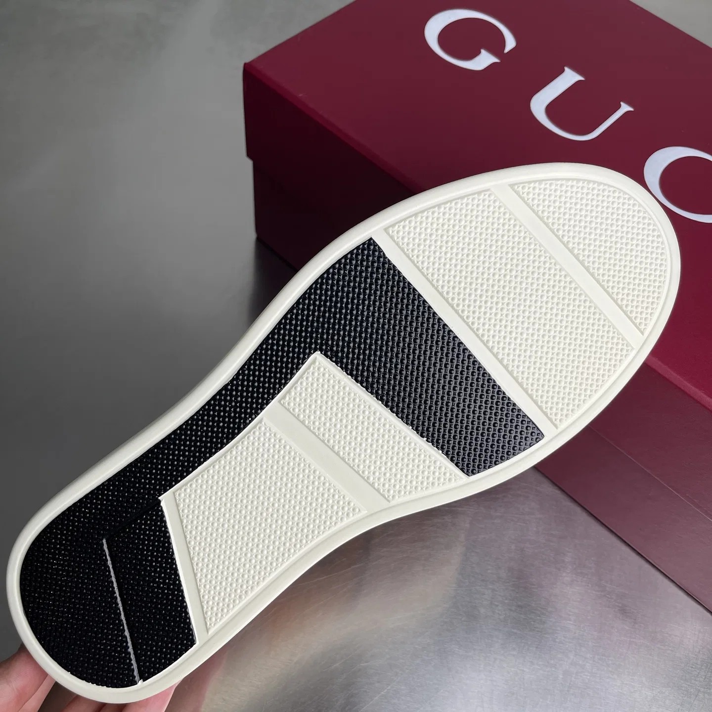 GU 27FW DQAXIFR 001 로퍼 32