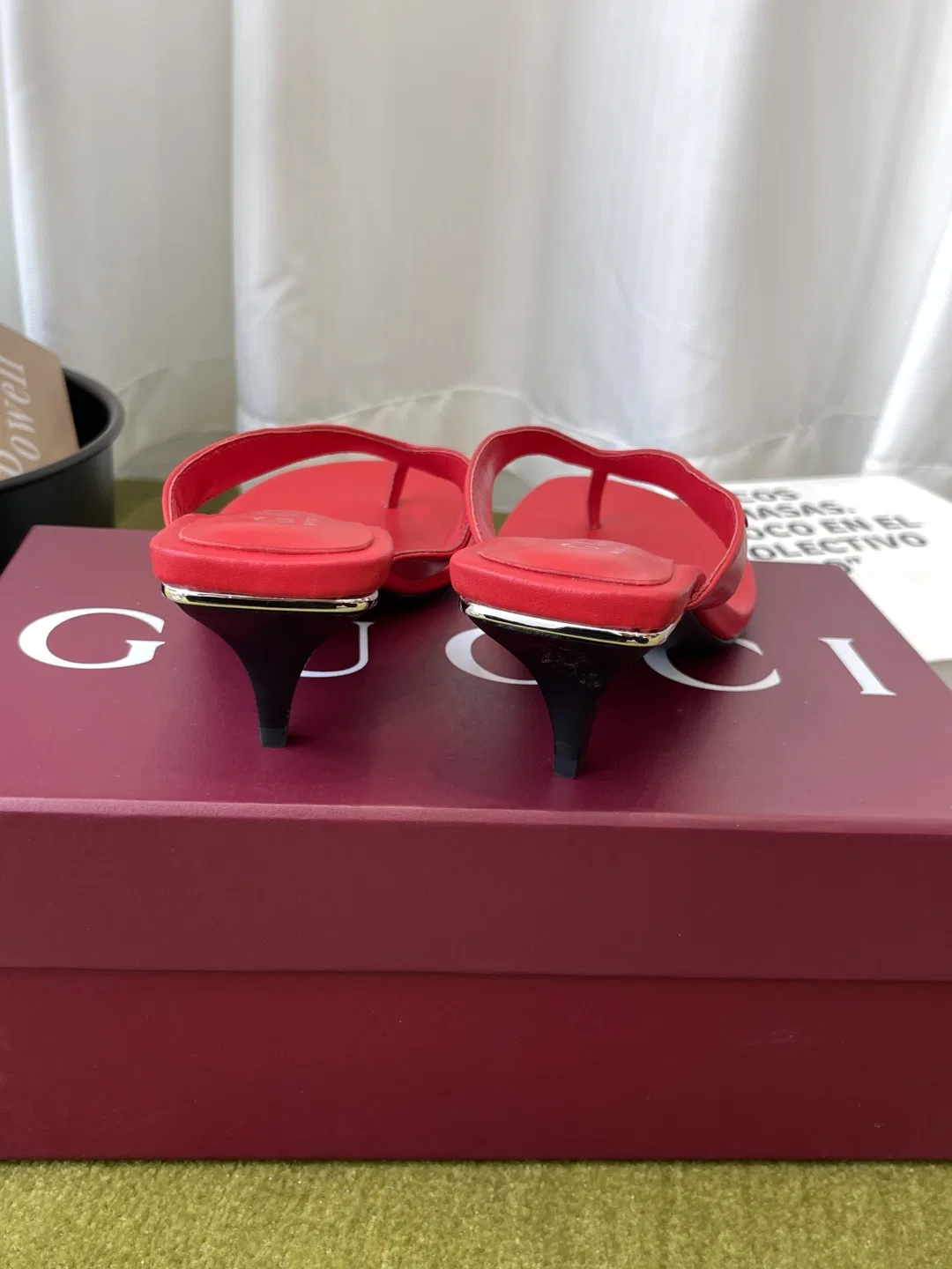 GU 27FW EPMGMVN 004 쪼리 17