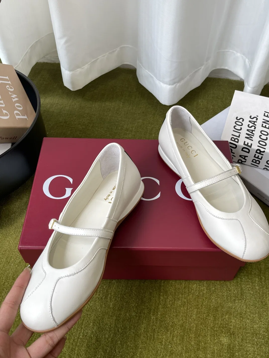 GU 27FW EPMGMVN 005 플랫슈즈 13