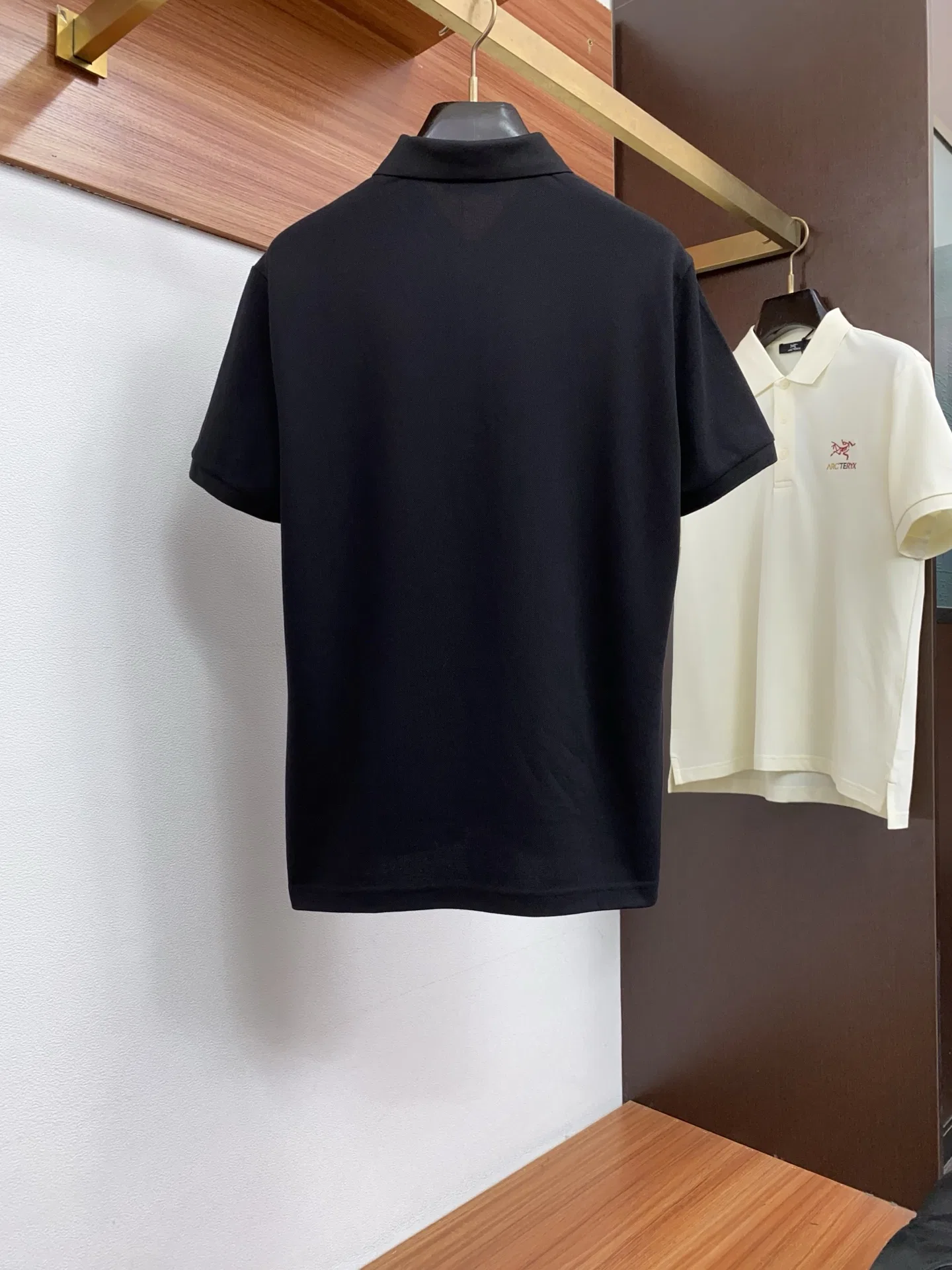 GU 27FW IWRCRKB 035 폴로반팔티셔츠 10